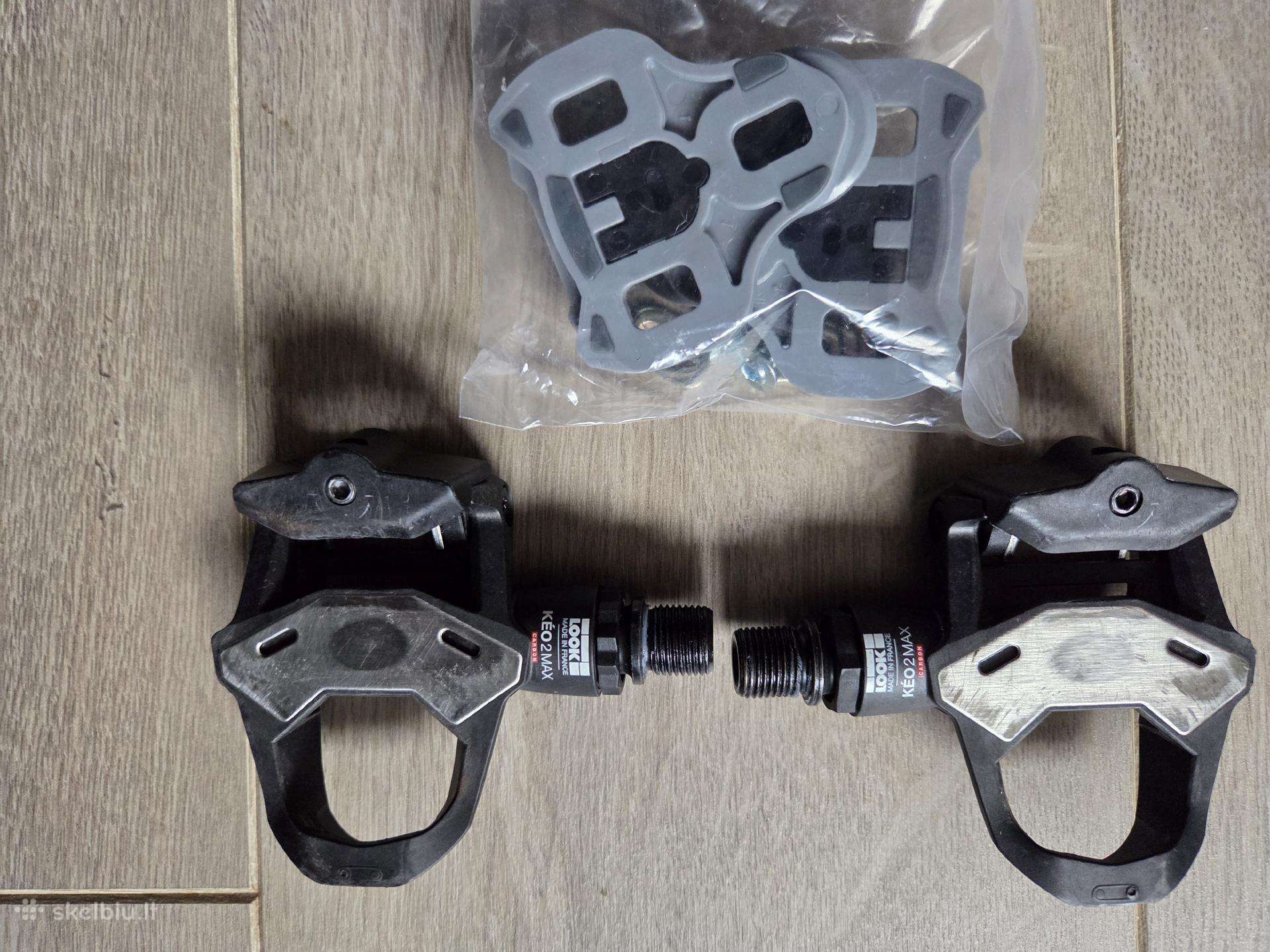Look Keo 2max Carbon pedalai ir plokštelės.