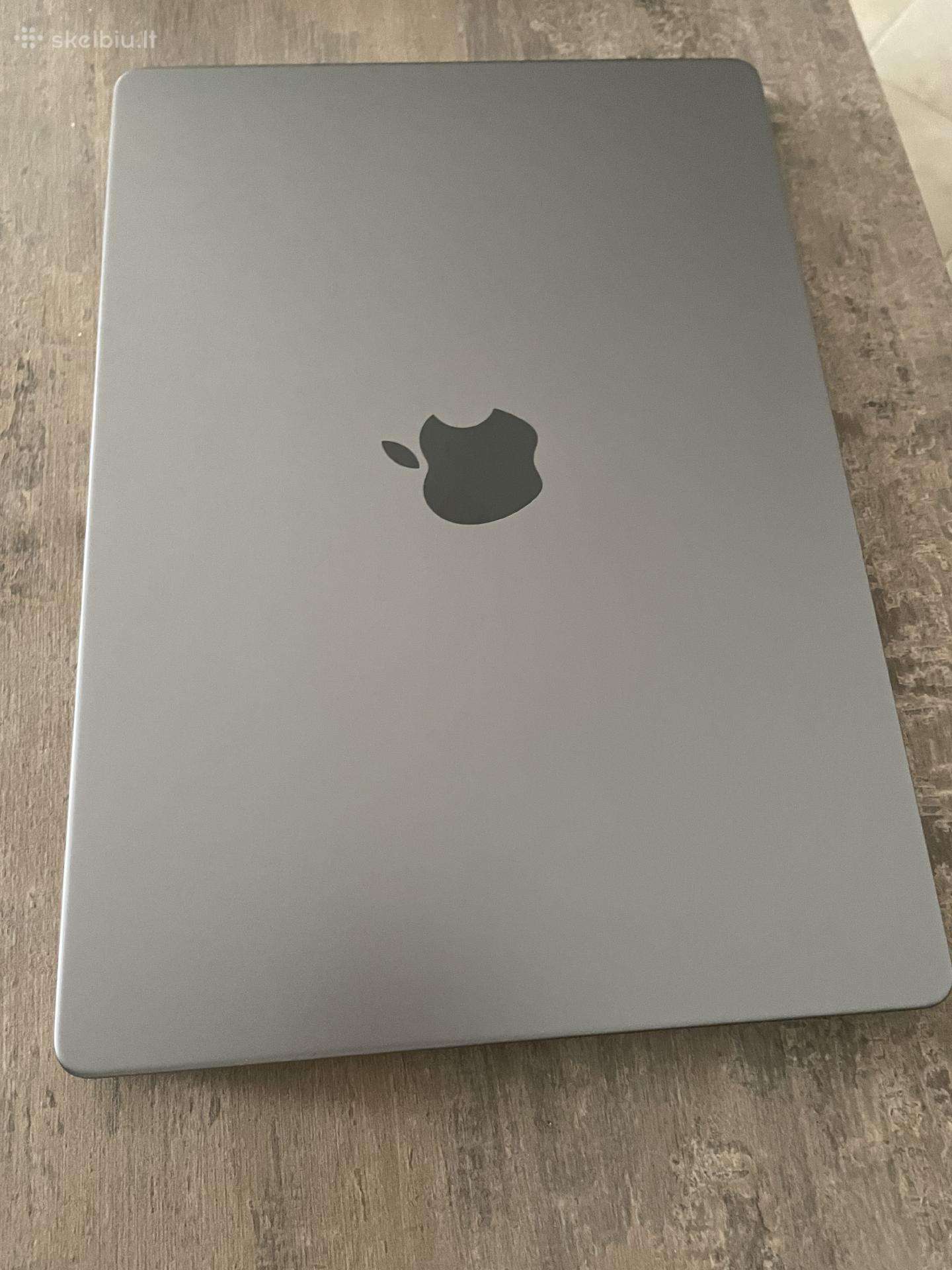 MacBook Pro M2 14'/2023/16gb RAM/512gb SSD
