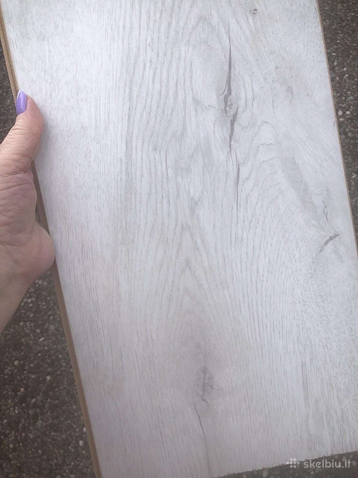 Parduodamas laminatas – likutis po remono