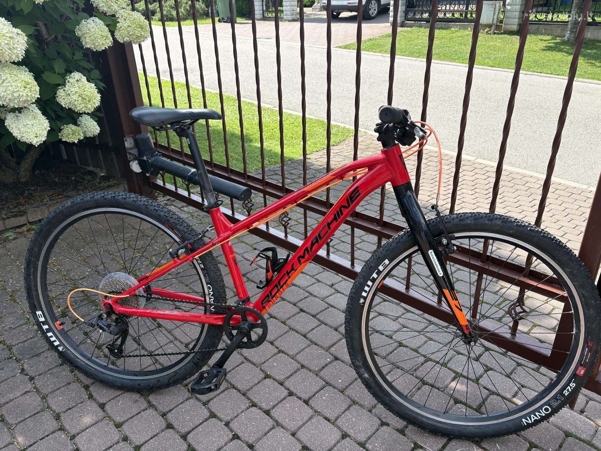 Parduodu labai lengvą dviratį paaugliui 10.8kg