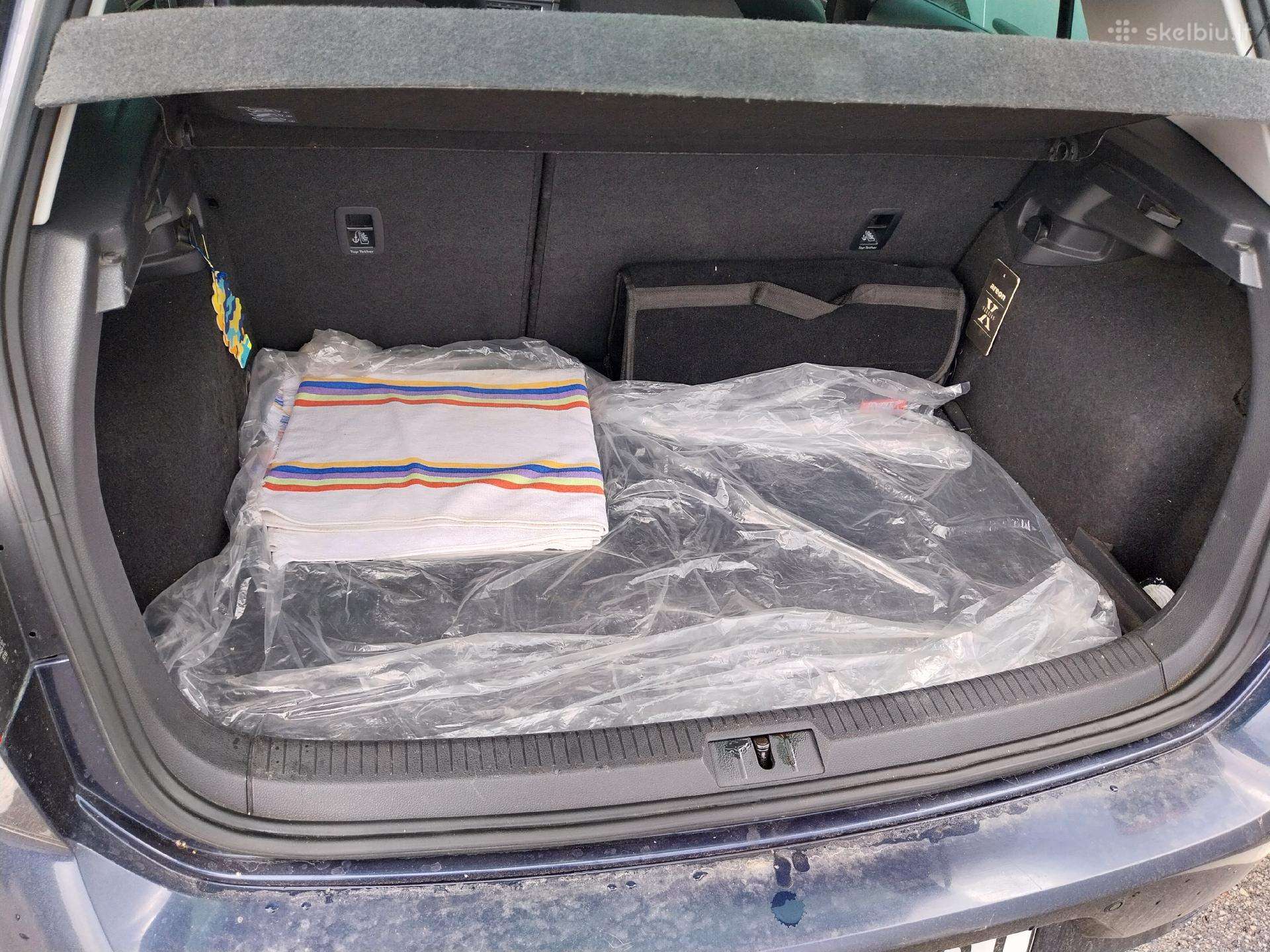 Volkswagen Golf, 1.2 l., hatchback