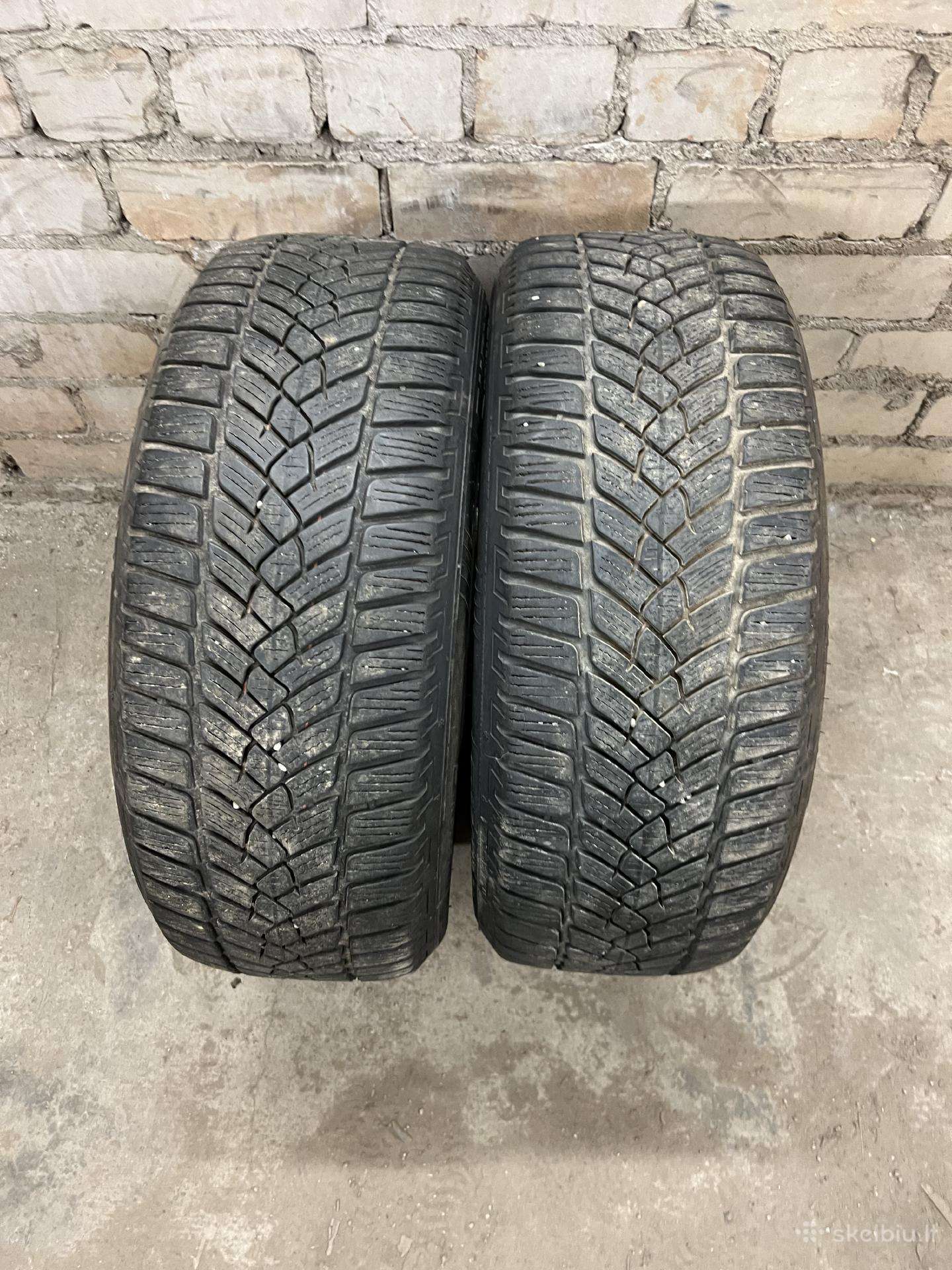 2komplektai Žiem. ir vasarinių padangų 215/55/r17