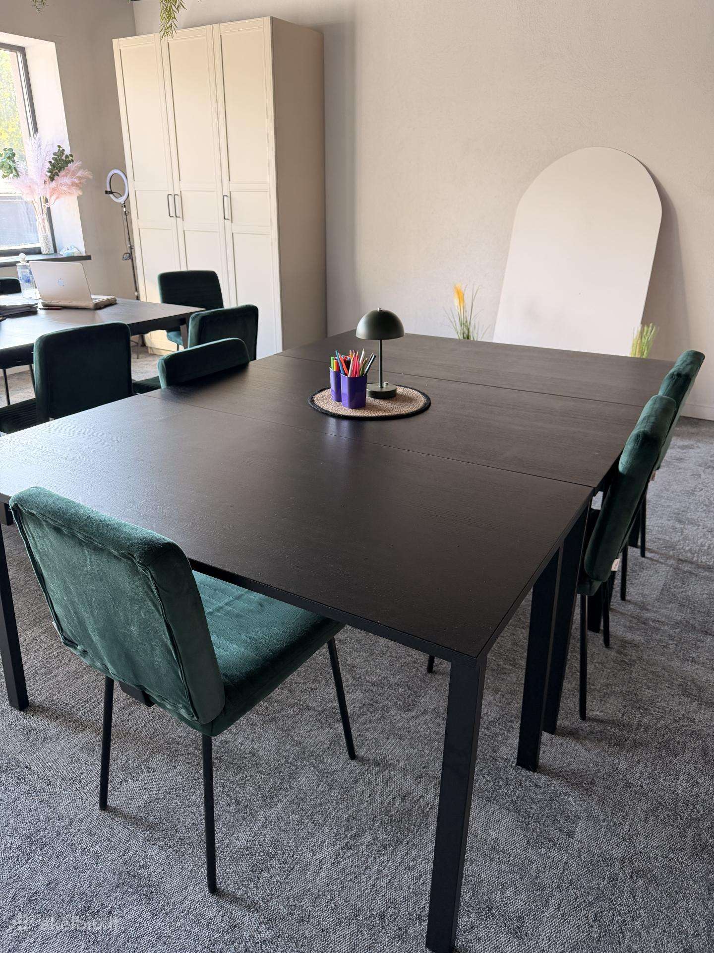 Parduodami ikea stalai