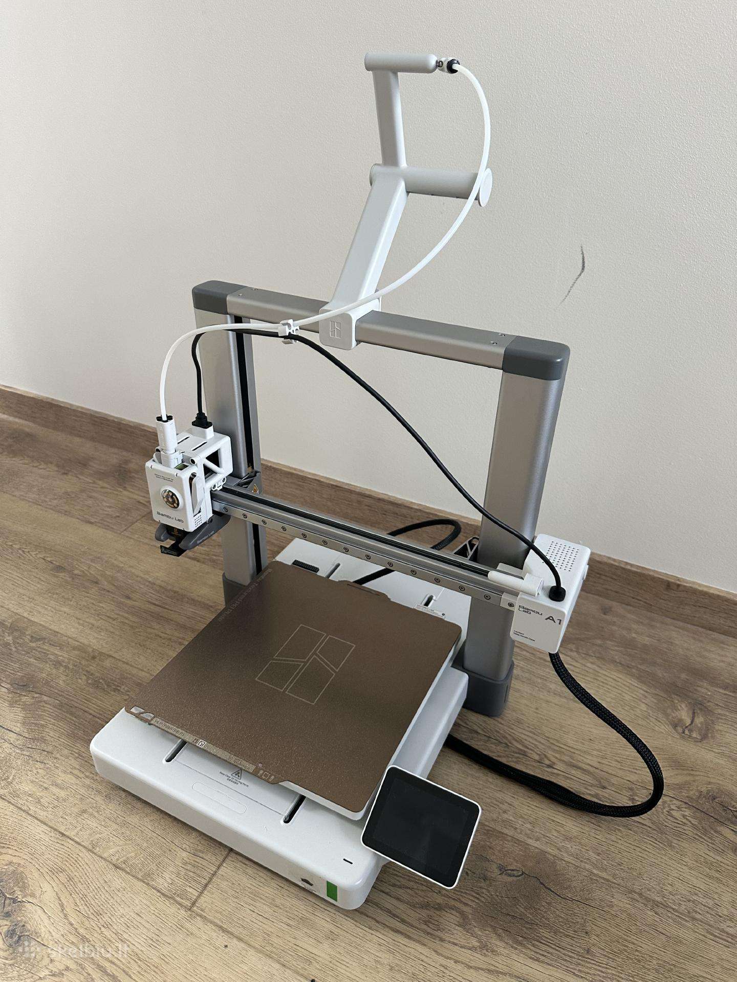 Bambu lab A1 3D spausdintuvas