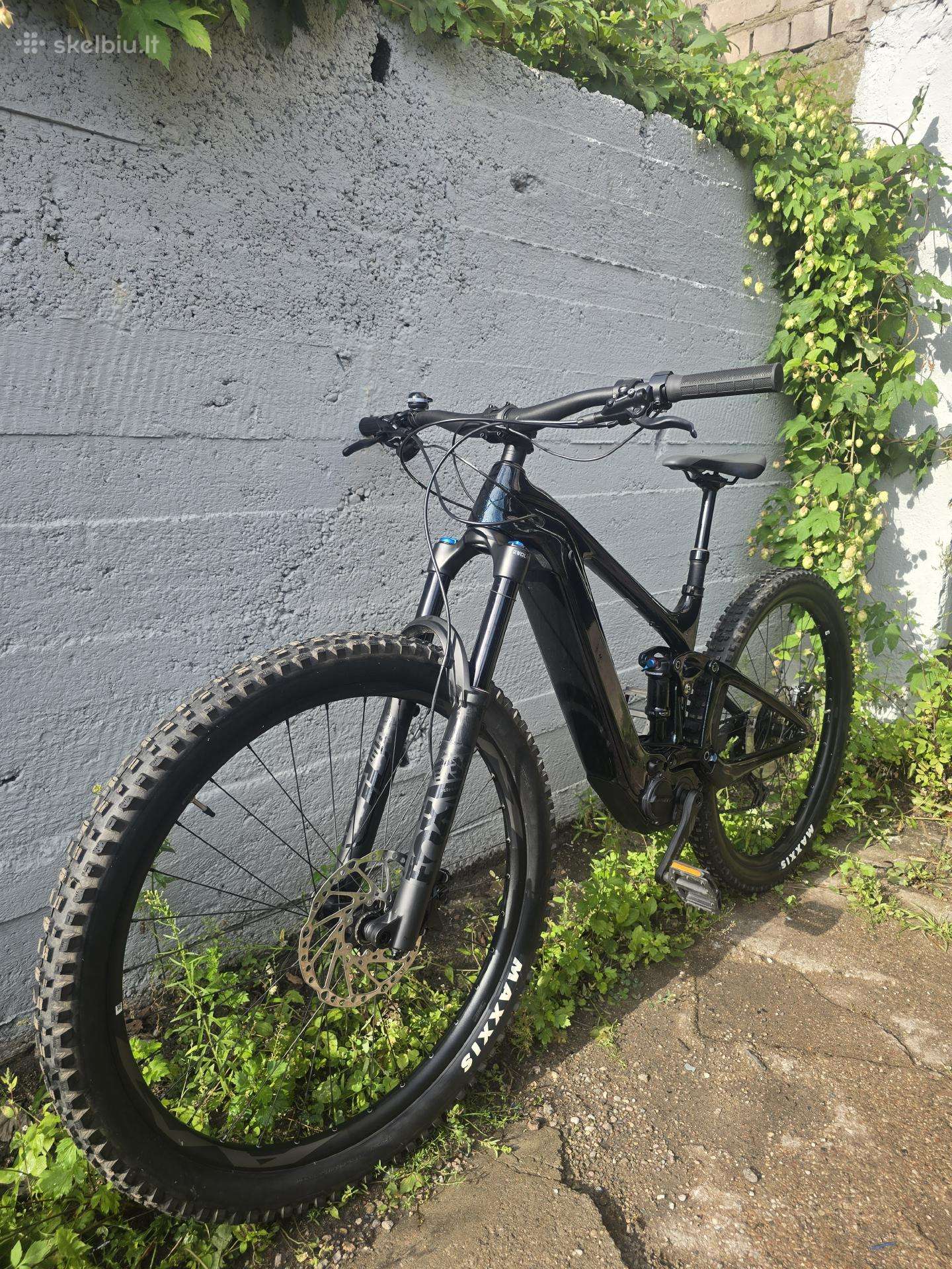Giant trance x advanced e+ 2 carbon