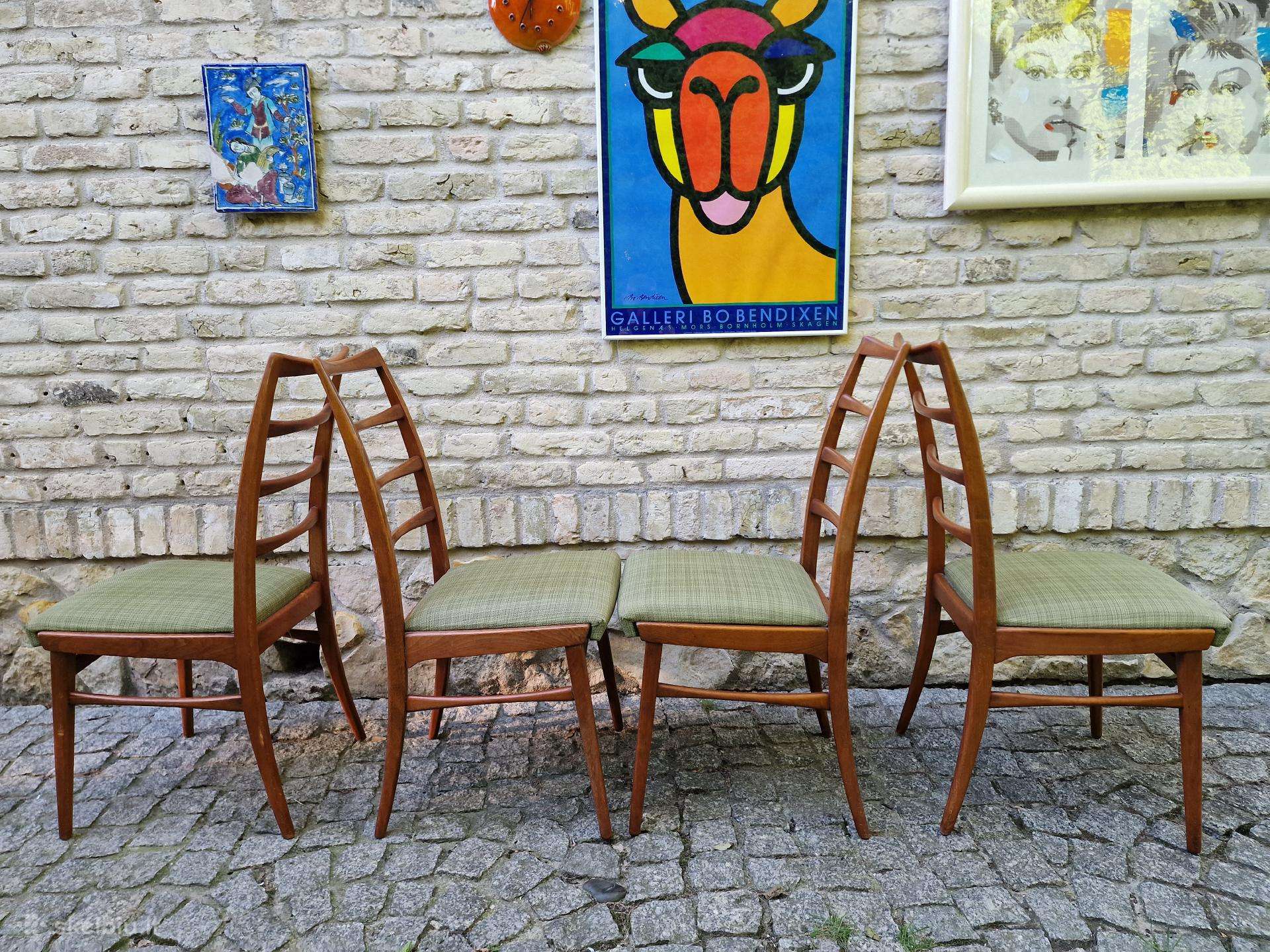 Vintažinės mid century bukmedžio kėdės