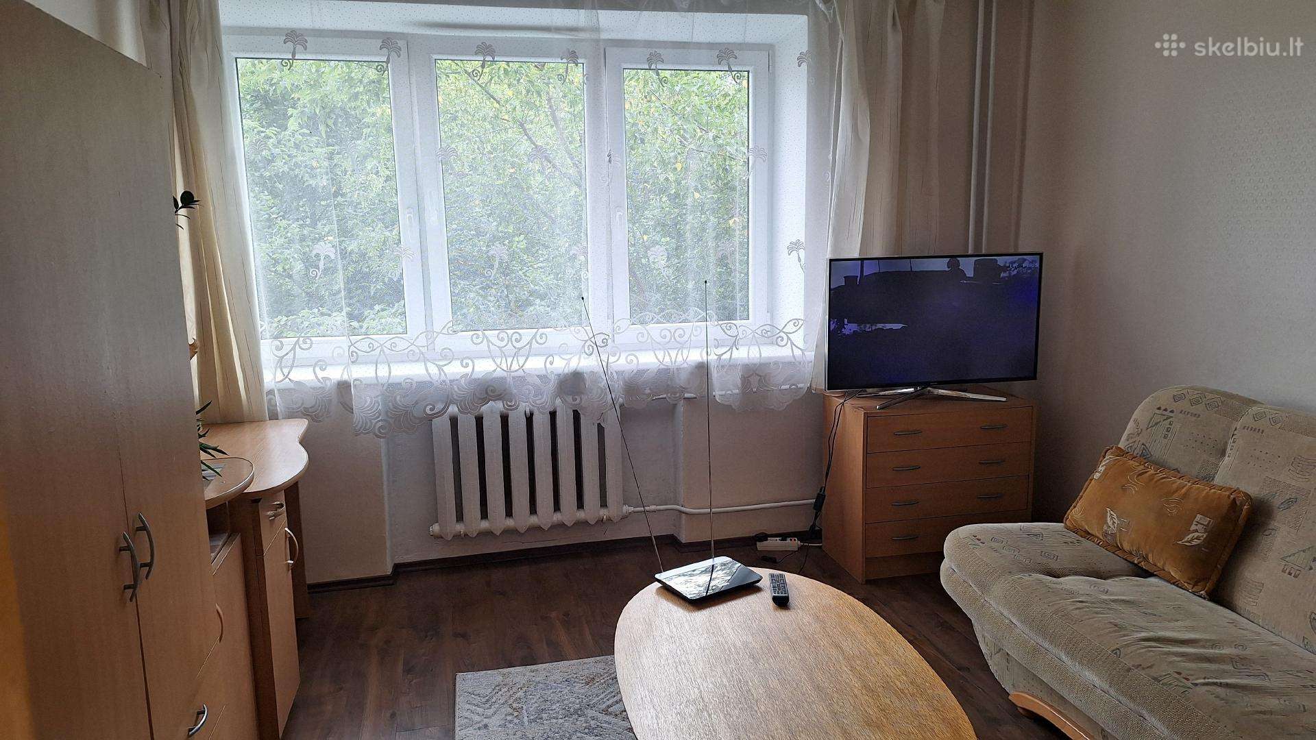 1 kambario butas studentei, studentui