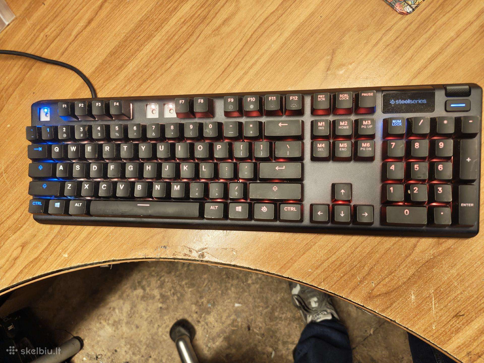 Steelseries apex 5 mechaninė gaming su defektu