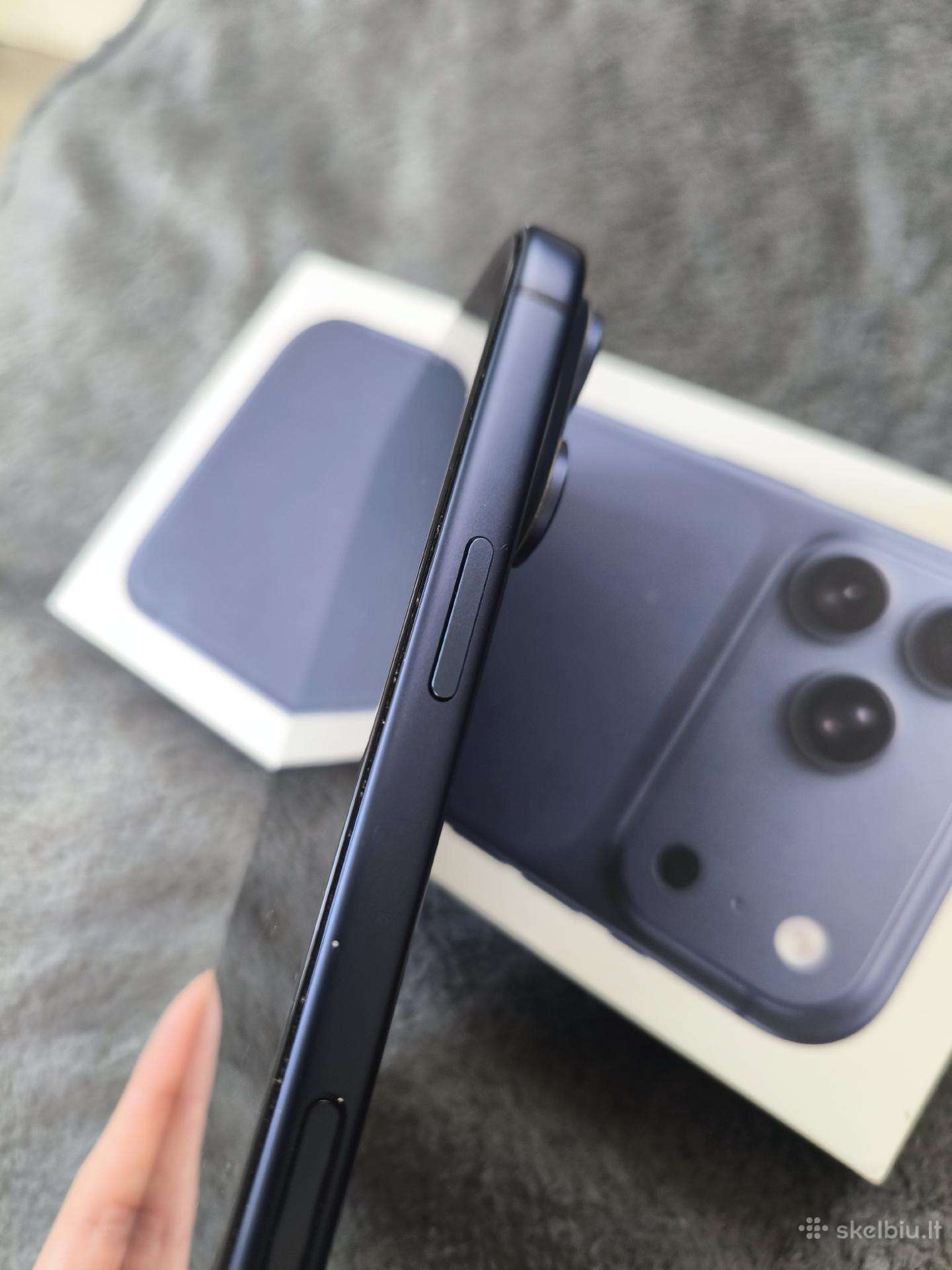 iPhone 17 Pro Max 100% Baterija