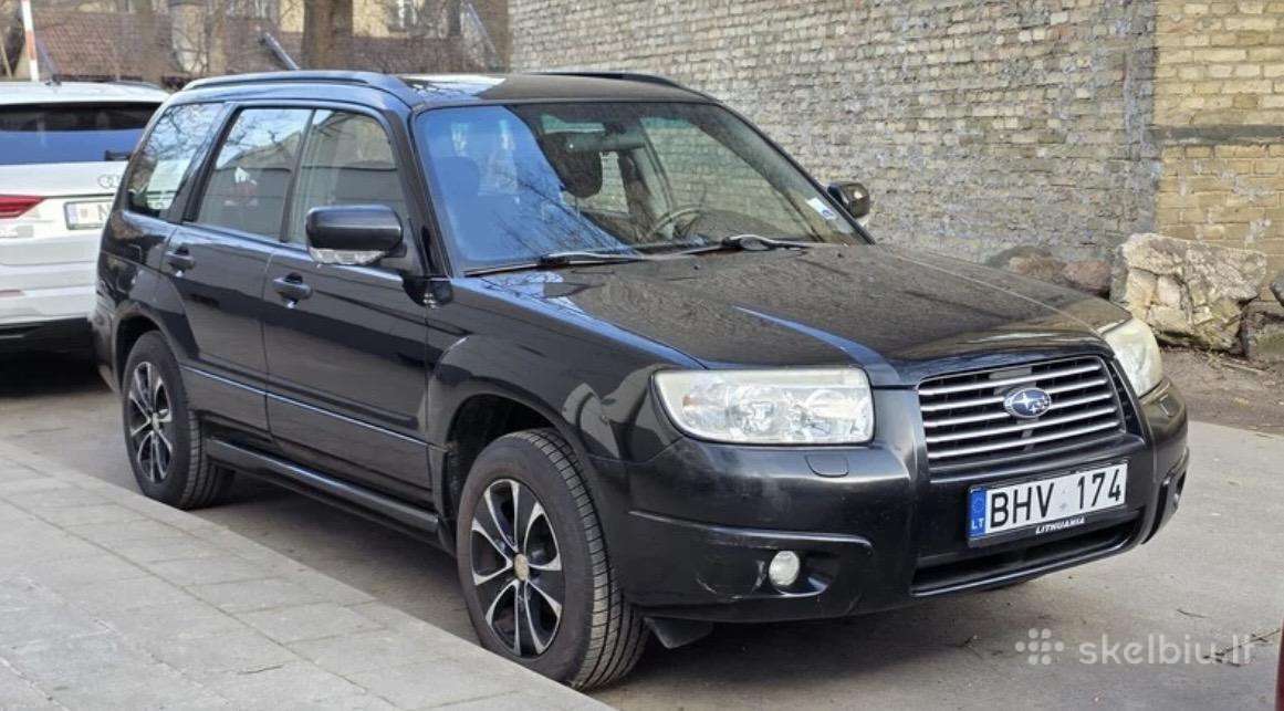 Parduodamas Subaru Forester automobilis