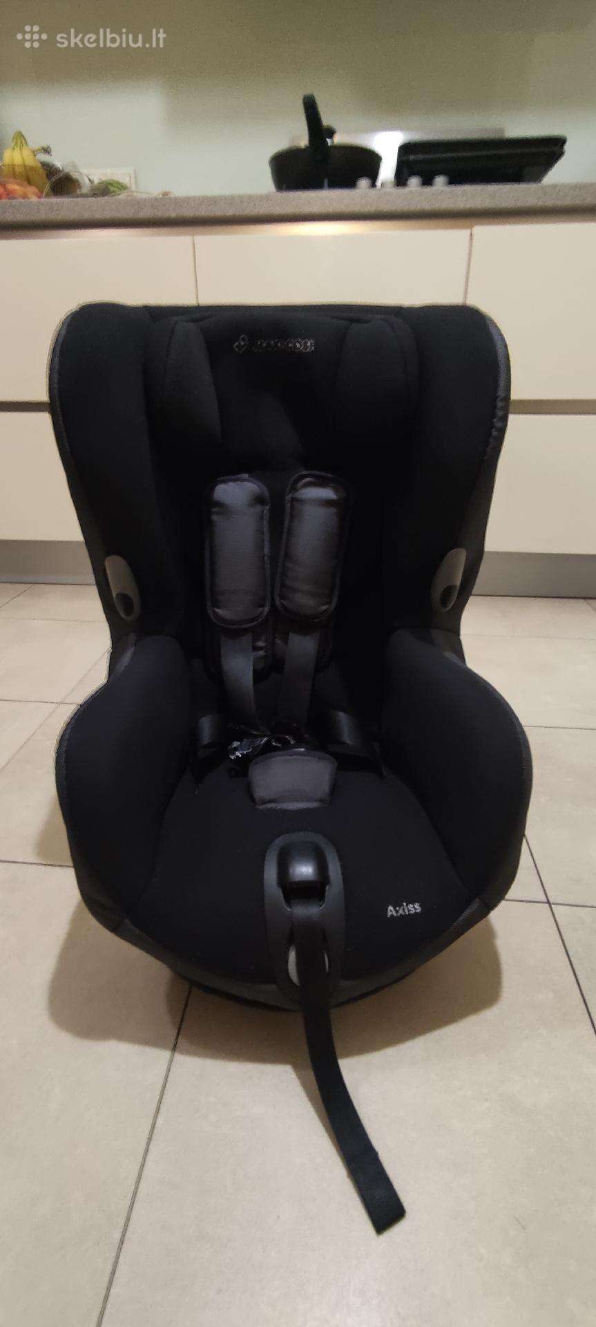 Parduodama Maxi-cosi Axiss autokedute