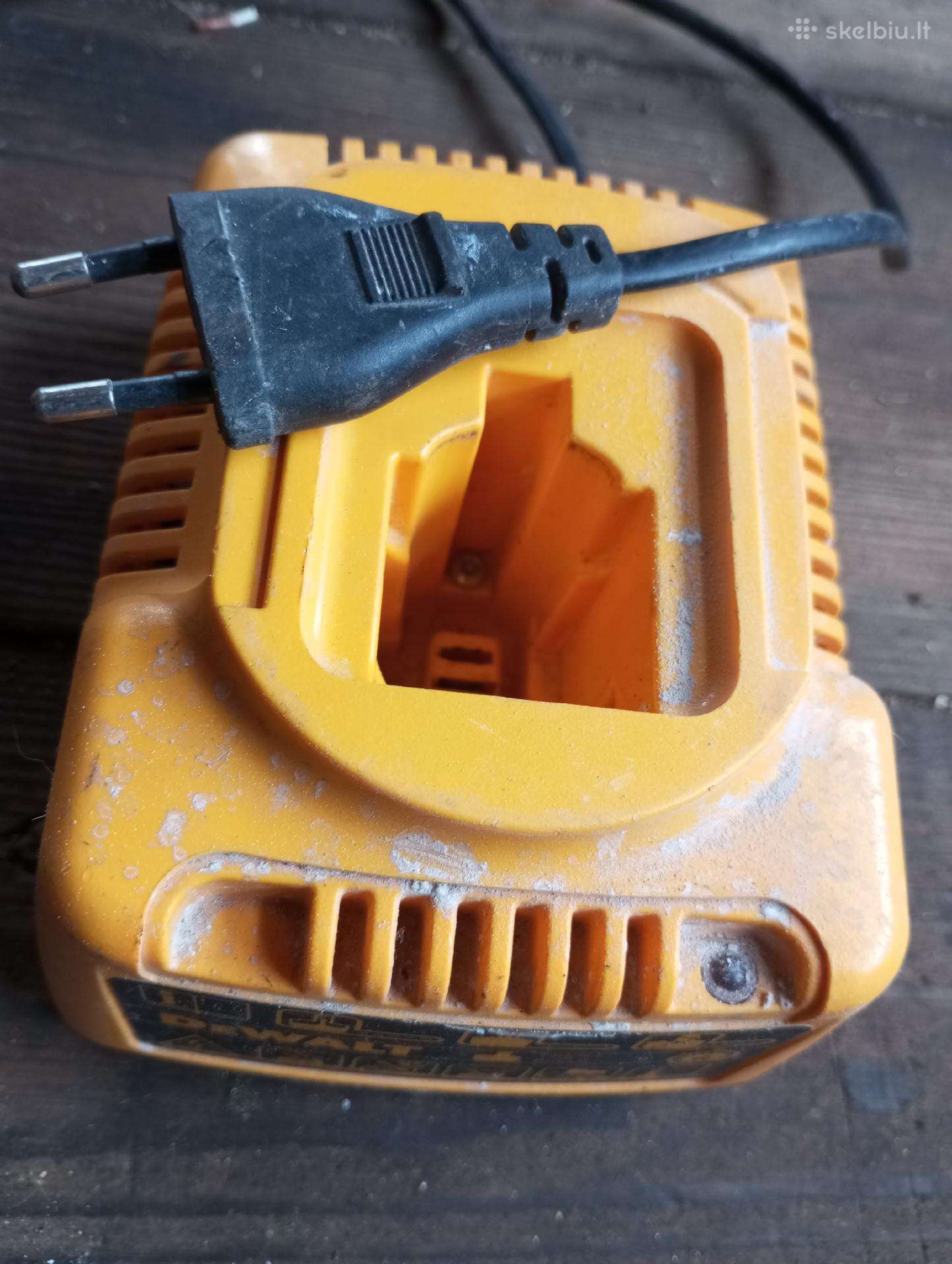 Dewalt pakrovėjas