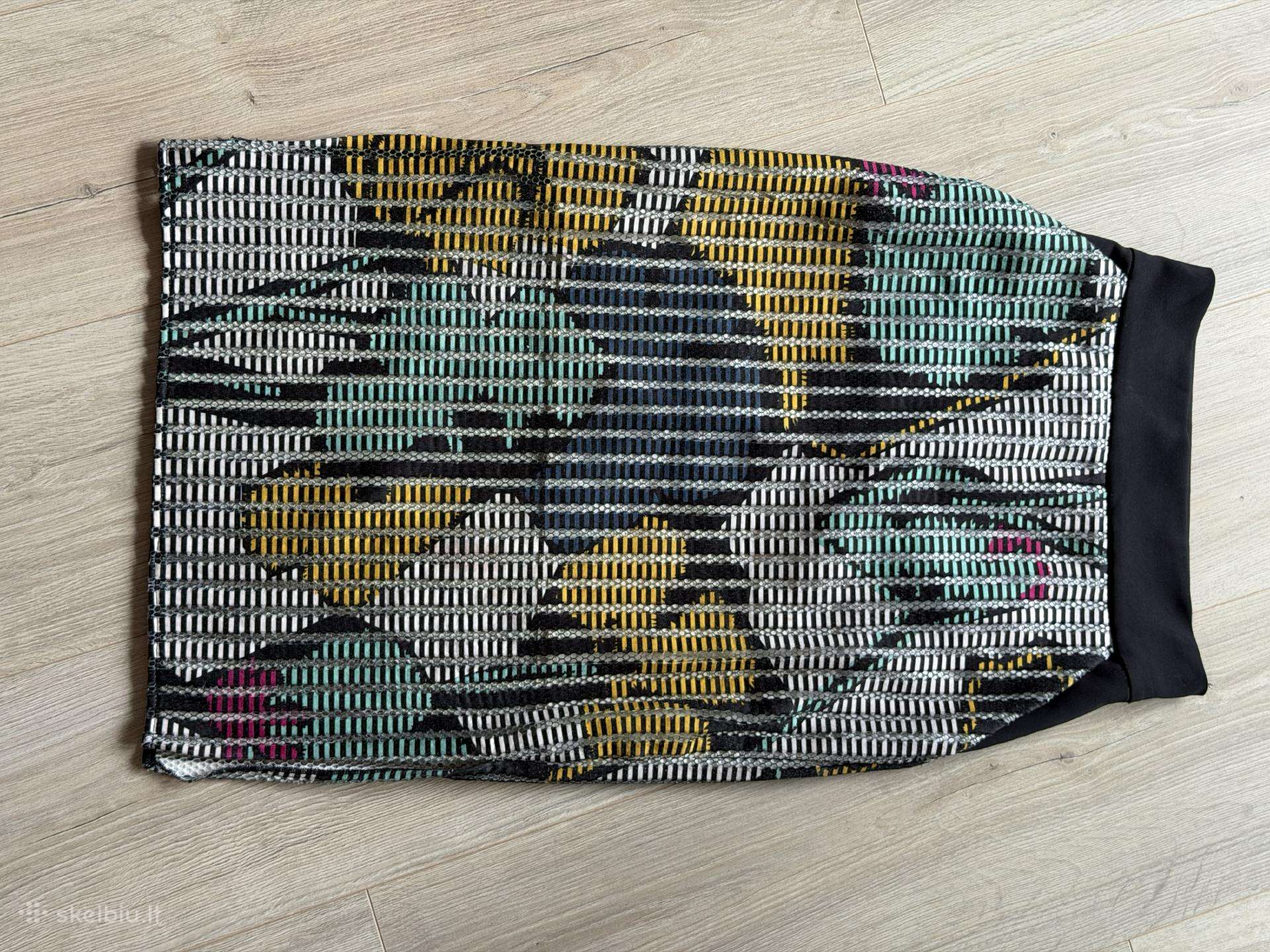 Pinko printed pencil skirt, black waistband, XS