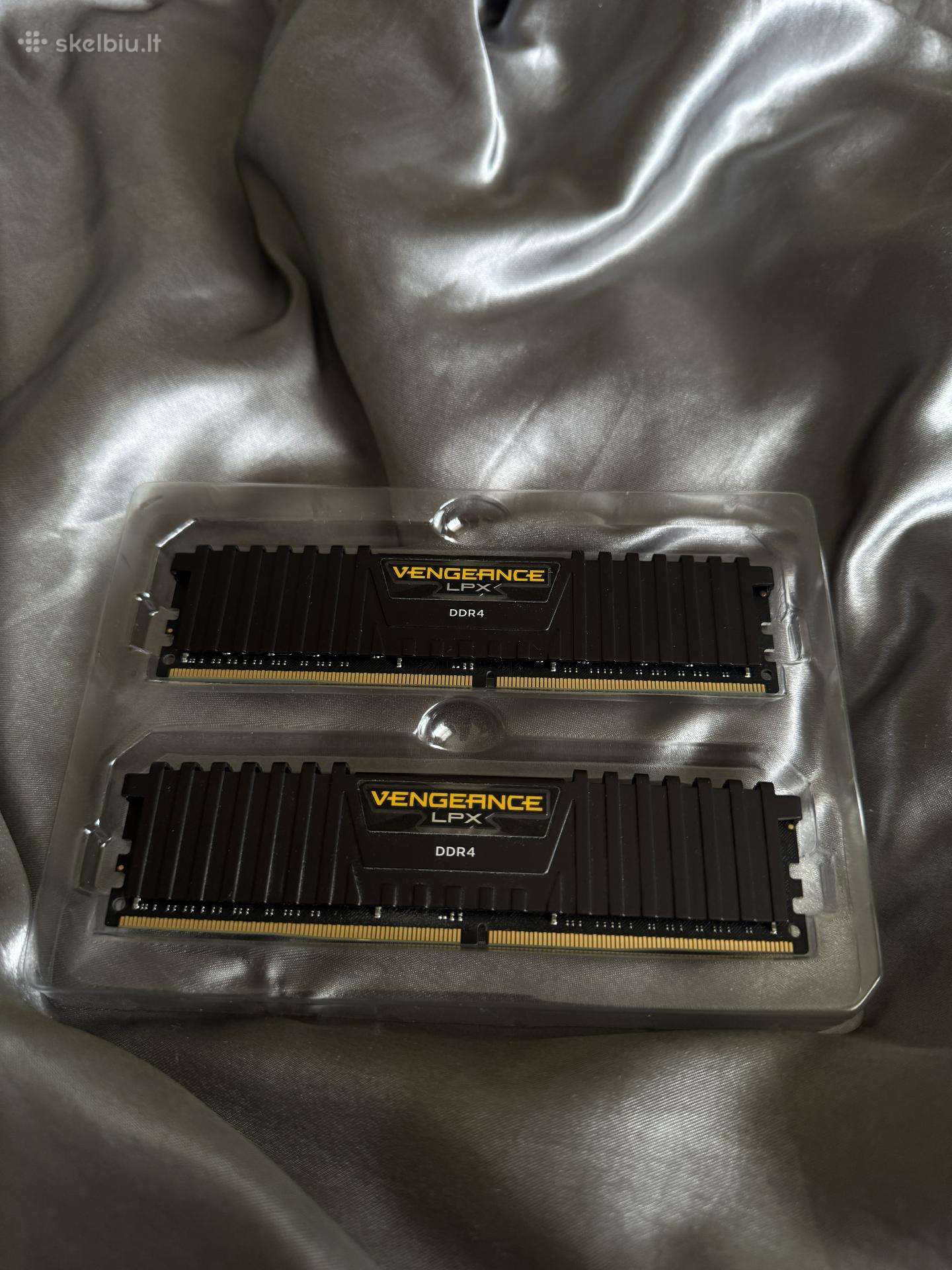 Corsair Vengeance Lpx Ddr4 16gb (2x8) Cl15