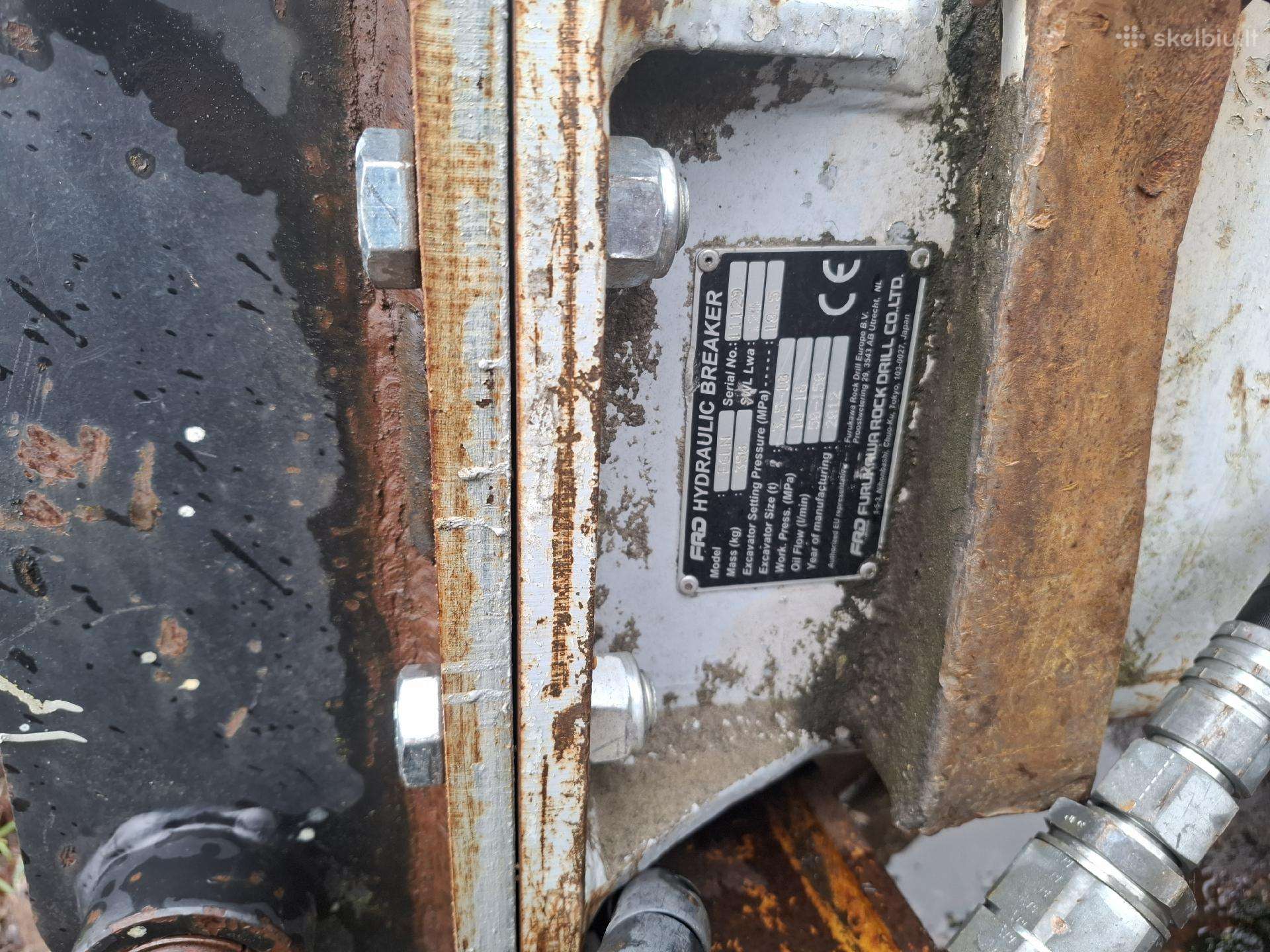 JCB, statybos ir kelių tiesimo technika