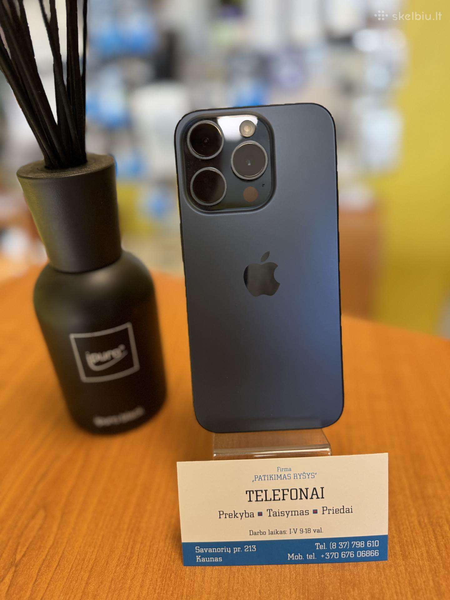 iPhone 15pro 128gb Black Titan Su Garantija