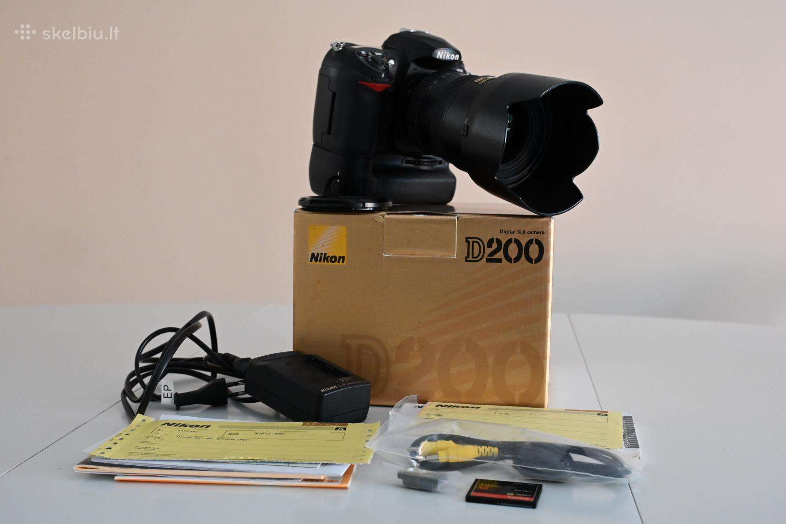 Nikon D200 Body + Nikkor 17-55mm F:2.8 Ed
