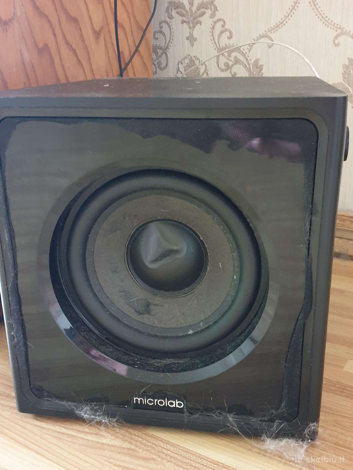 Microlab M-800 garso kolonėlių komplektas.