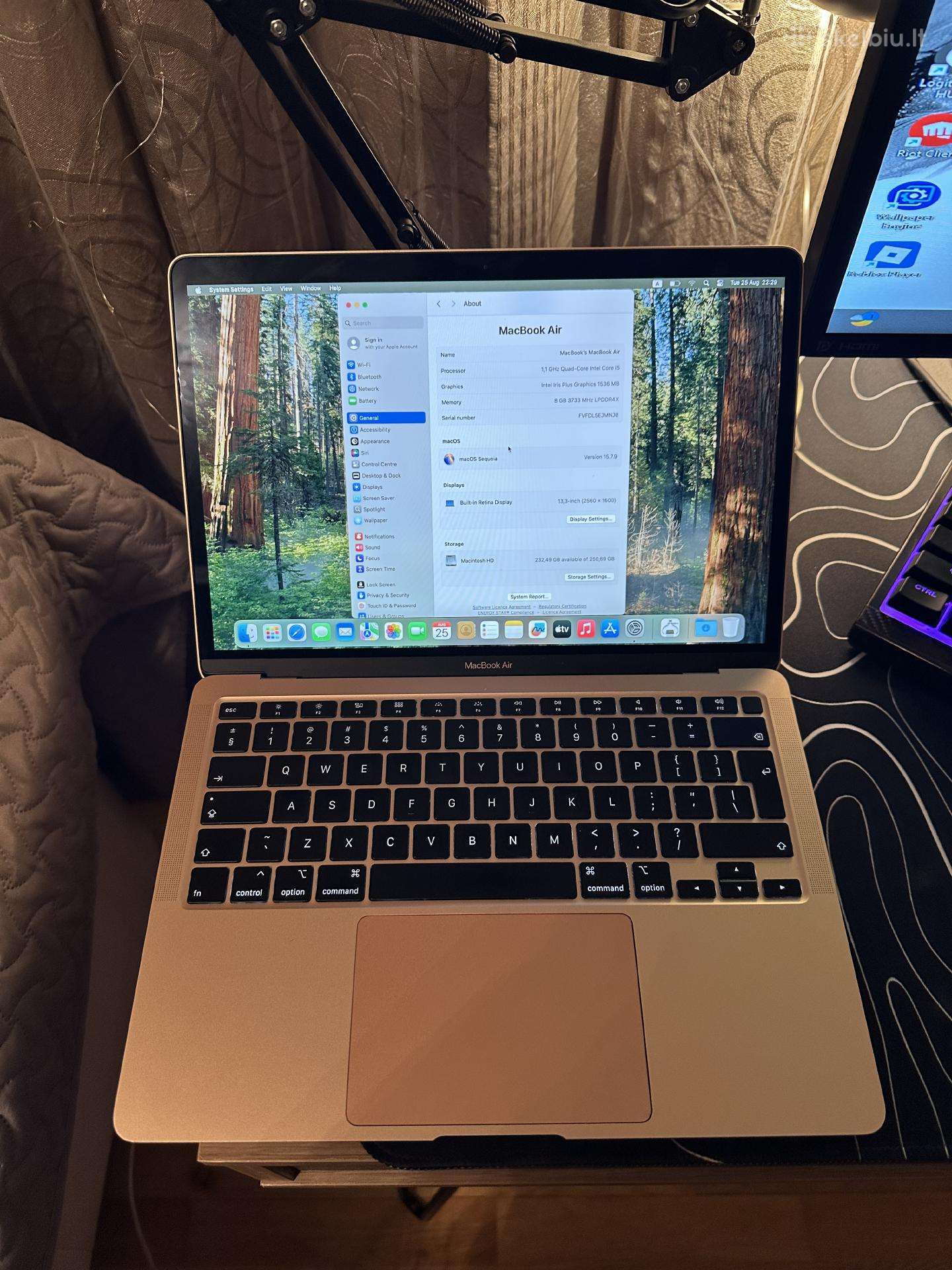 MacBook Air 13 i5 / 8gb / 256gb