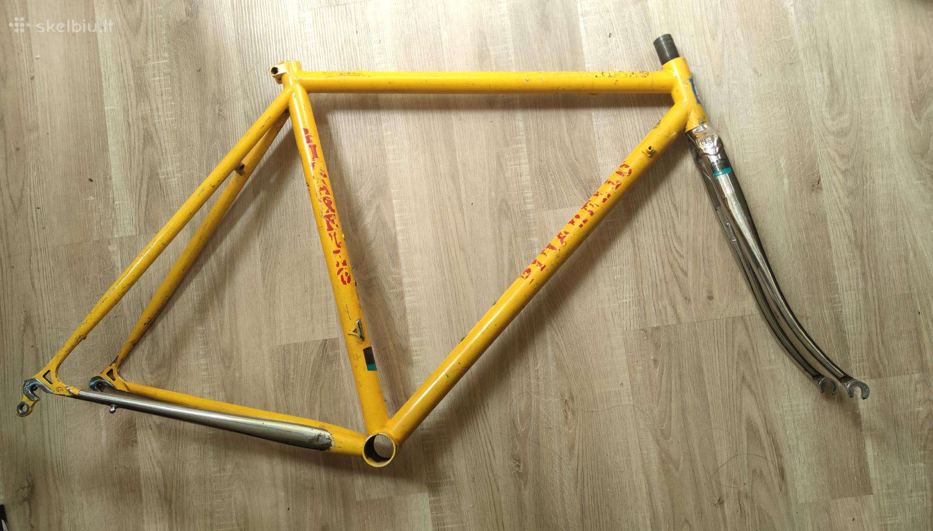 Pinarello dyna lite plieninis rėmas 52.5cm