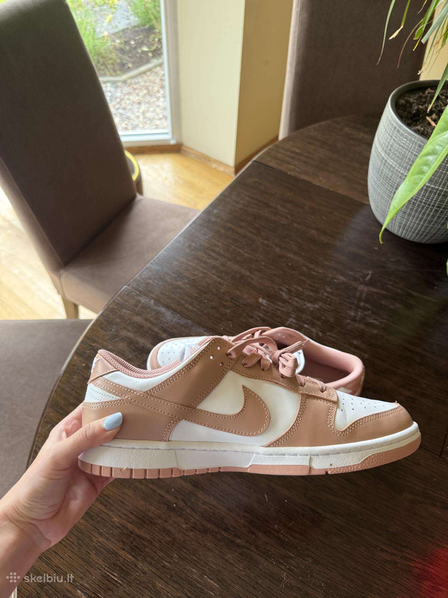 Nike Dunk Low