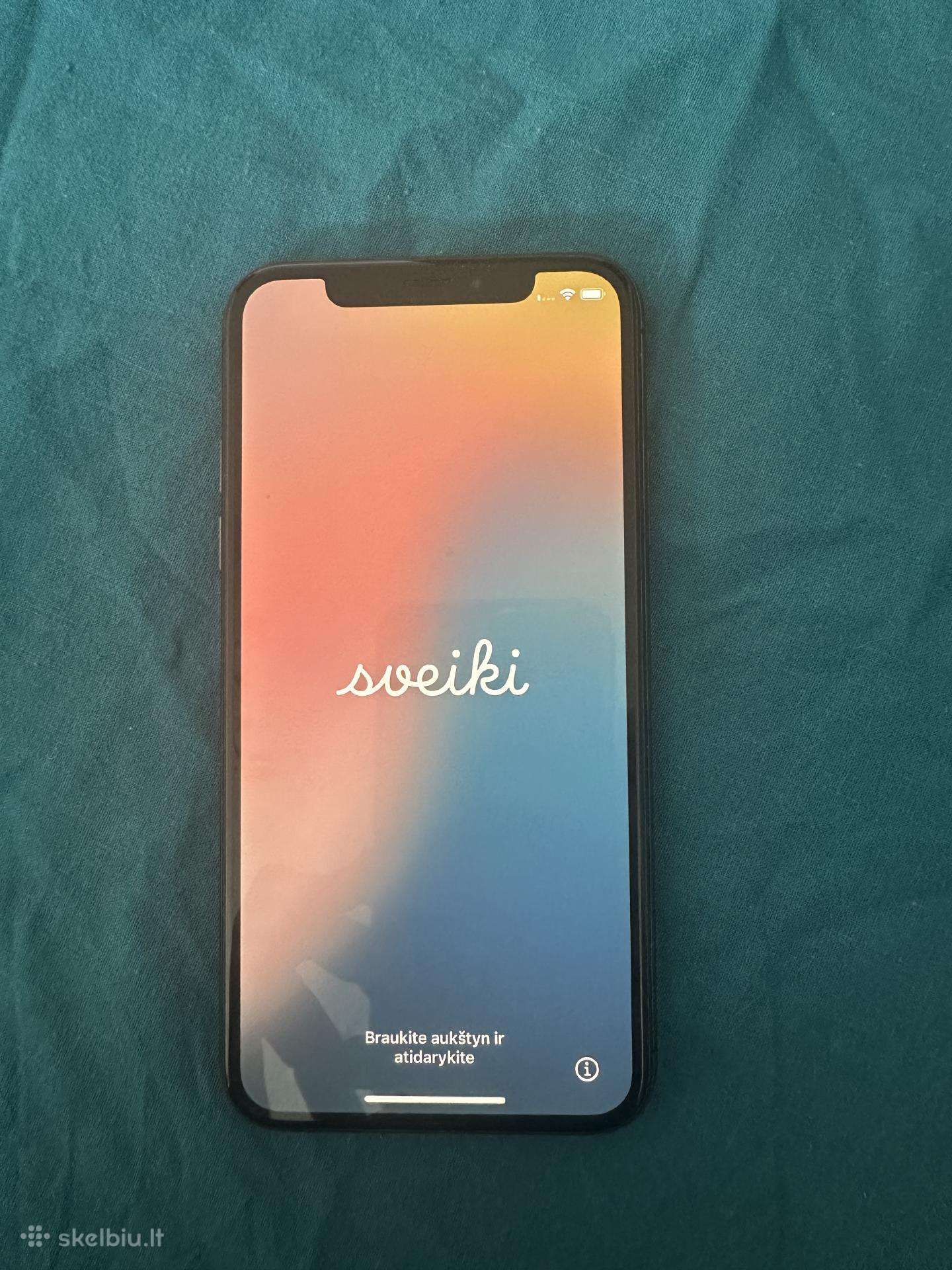 iPhone XS