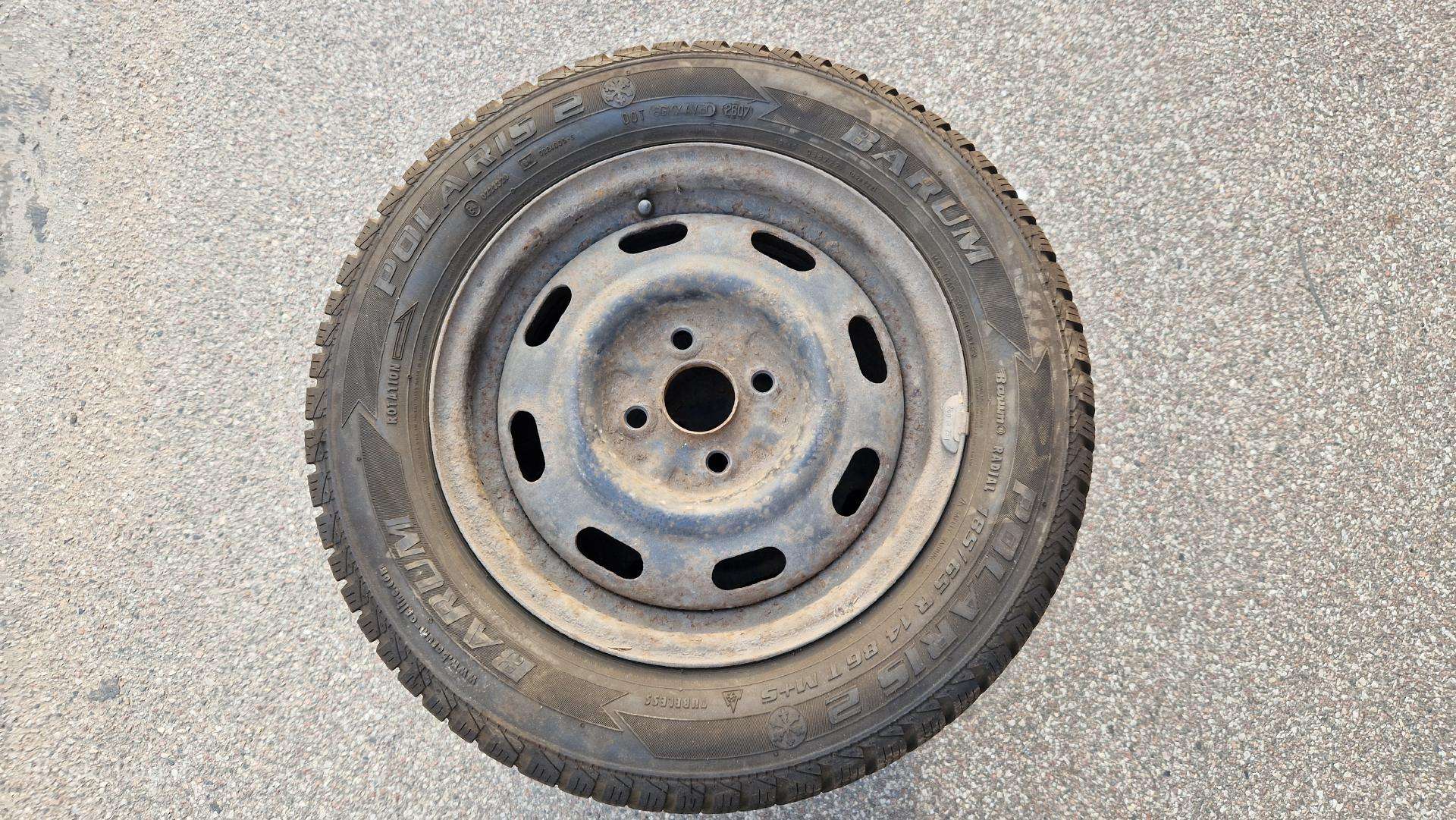 Barum Pilaris 2 R14 185/65 su ratlankiais
