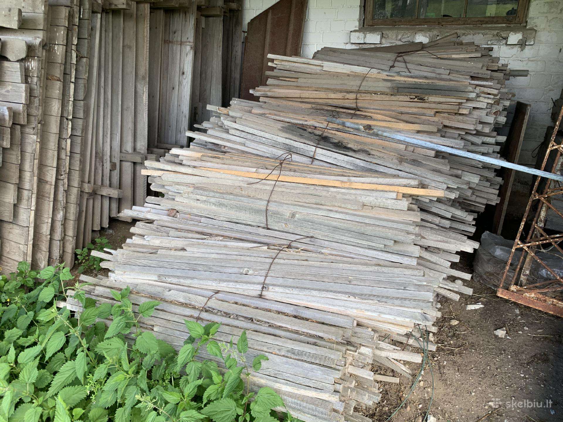 Mediniai taseliai, kuoliukai, tarpines