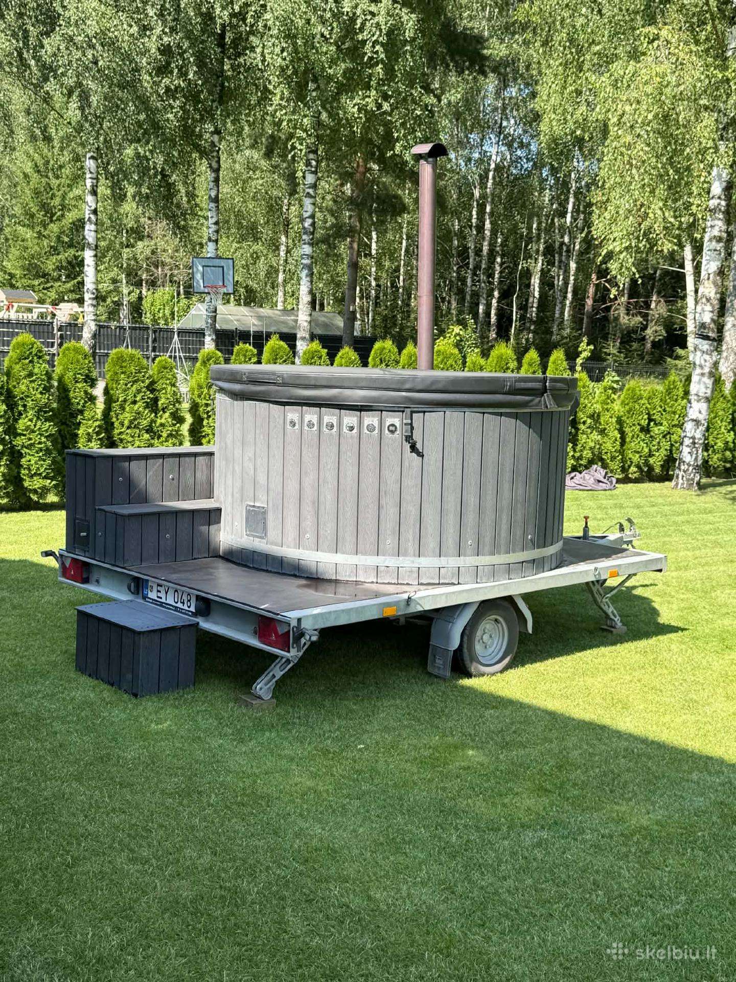 Mobilus kubilas nuoma LED ir Jacuzzi ir oromasažu