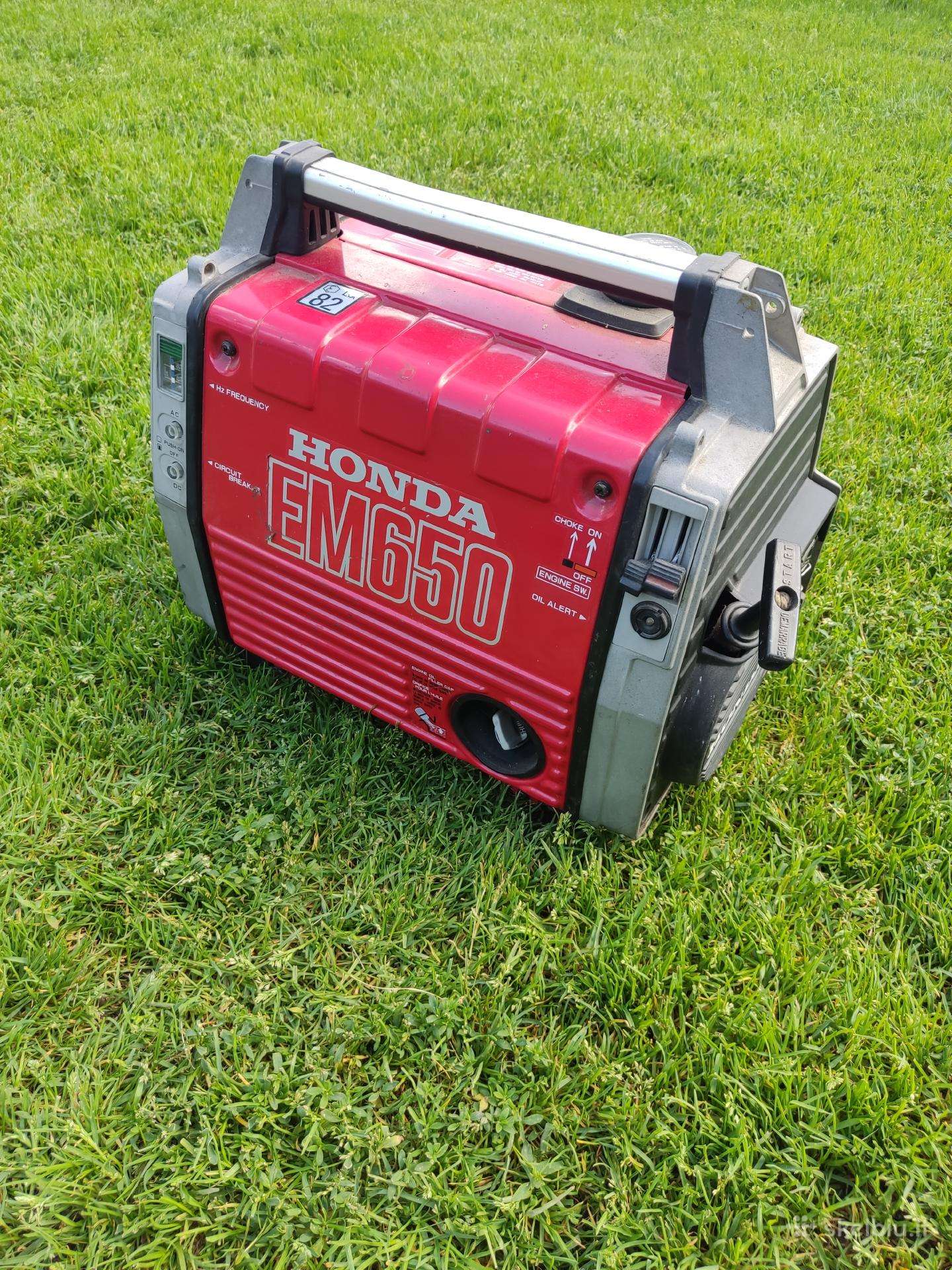 Honda generatorius