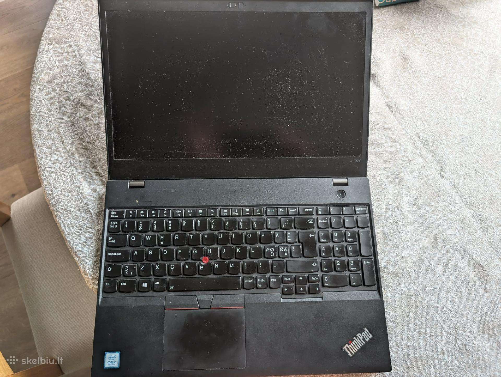 Lenovo t590 dalimis