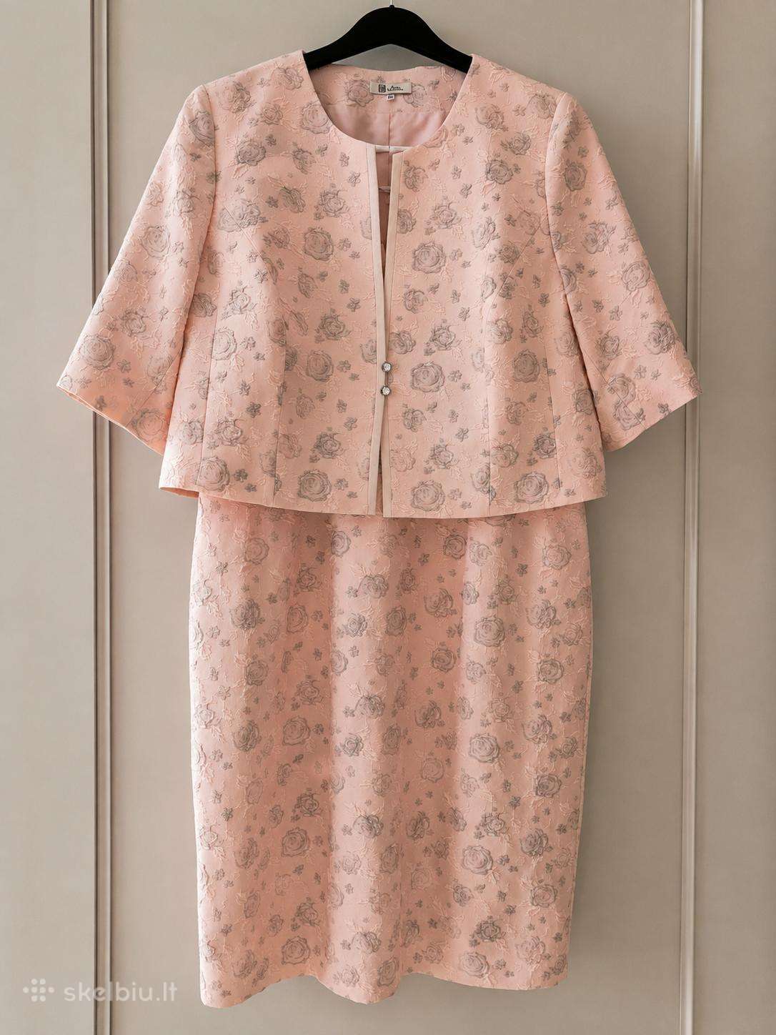 Elegantiška proginė suknelė su švarkeliu