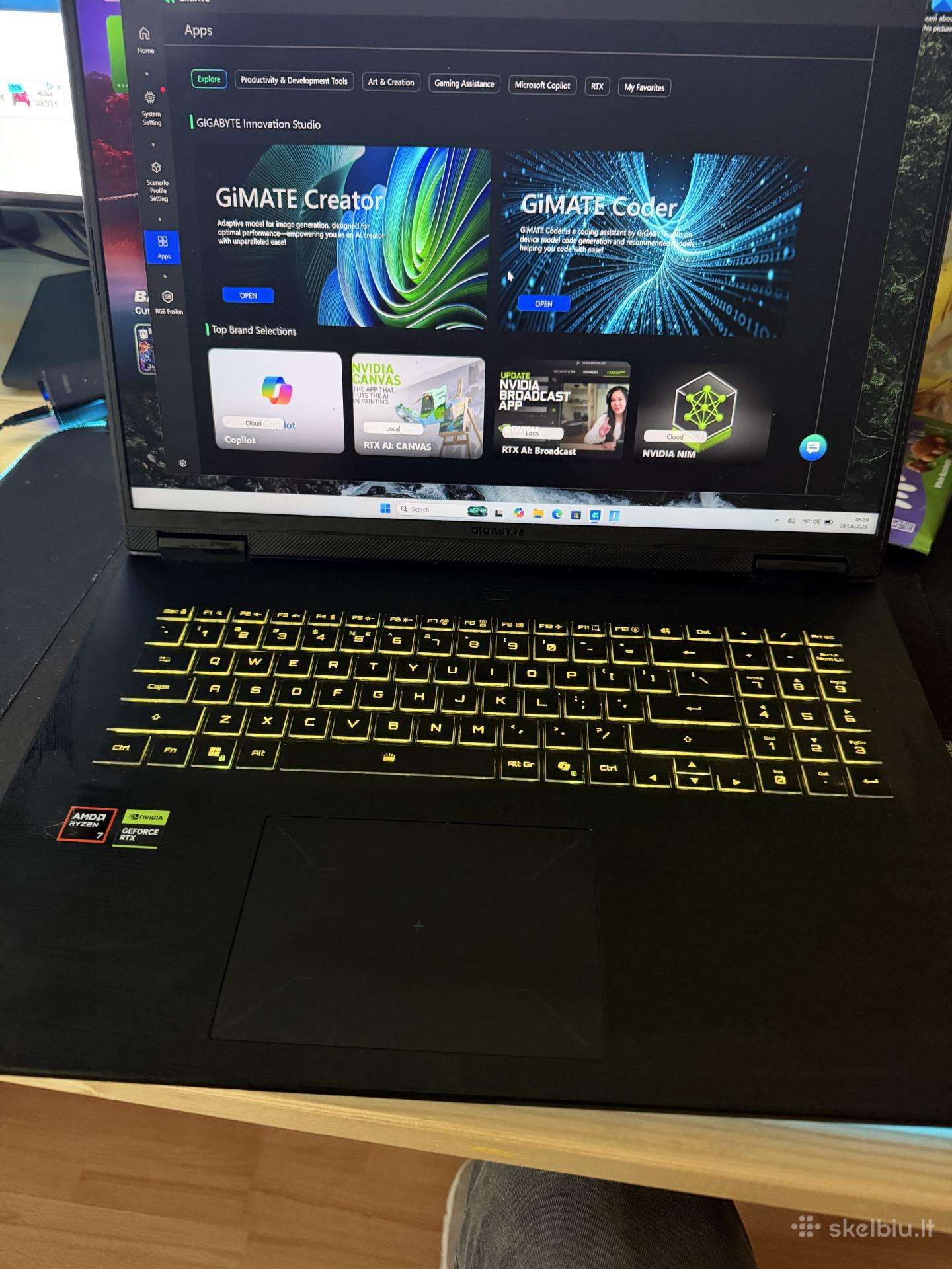 Gigabyta A18 Ryzen 260/5060 Rtx 32gb