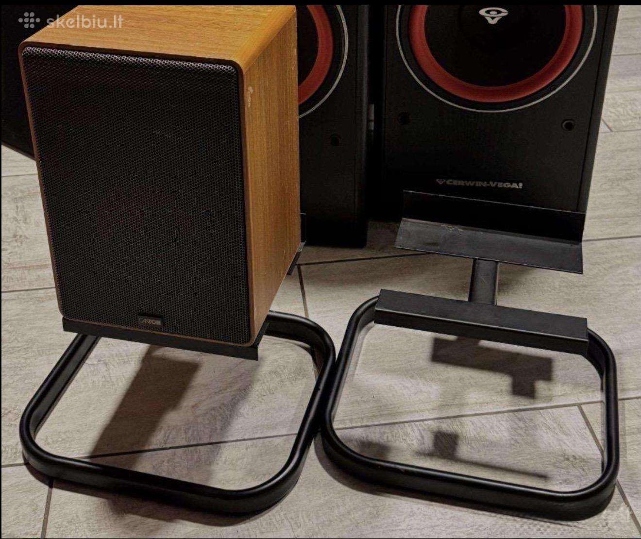 Stovai kolonėlėm vintage / audio technika
