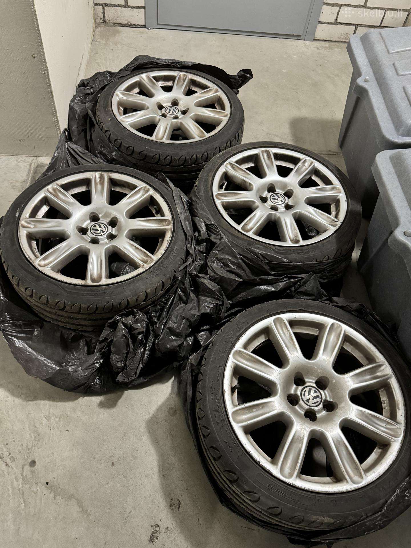 R17 Volkswagen vasariniai ratai su padangomis
