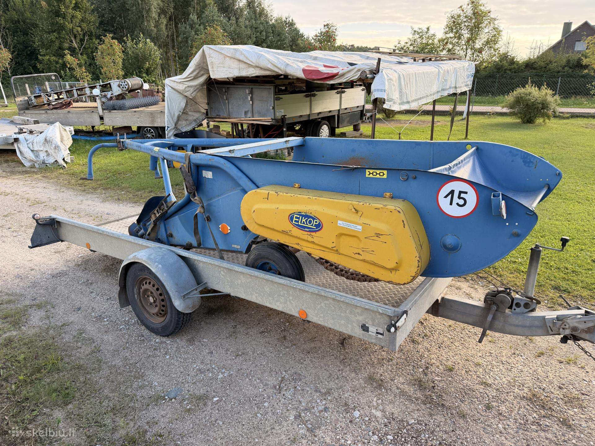 Žemės ūkio technika, kėlimo transporteriai padarga
