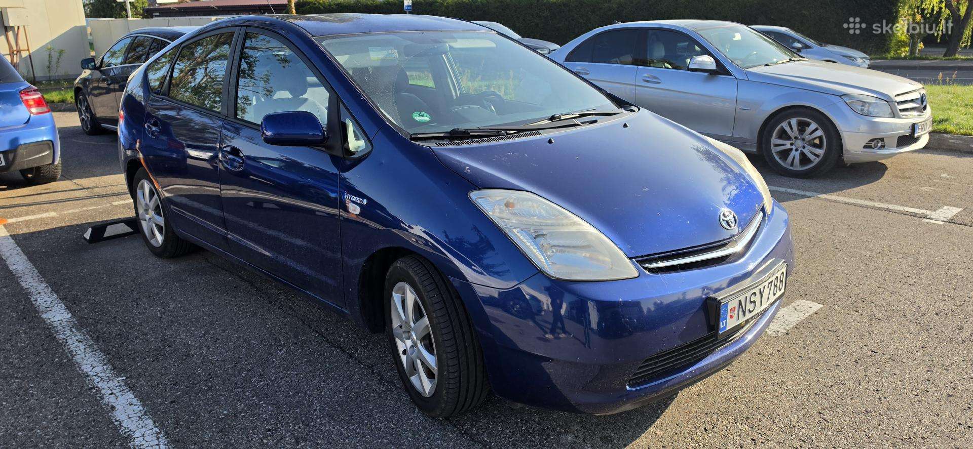 Auto nuoma Prius 3 Prius 2 – 110 € per savaitę!