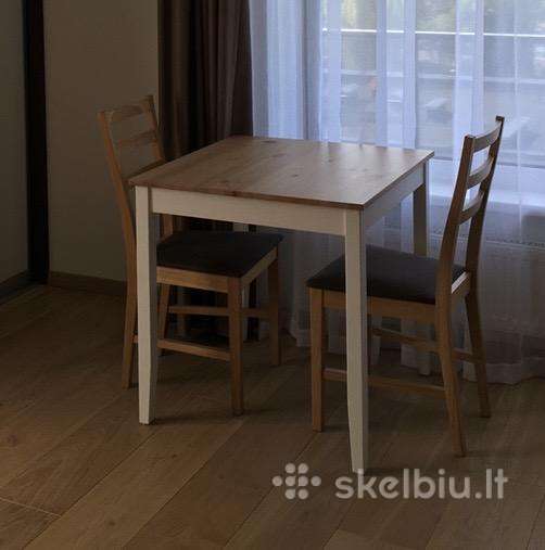 Ikea Lerhamn stalas naudotas 74cm x 74cm.