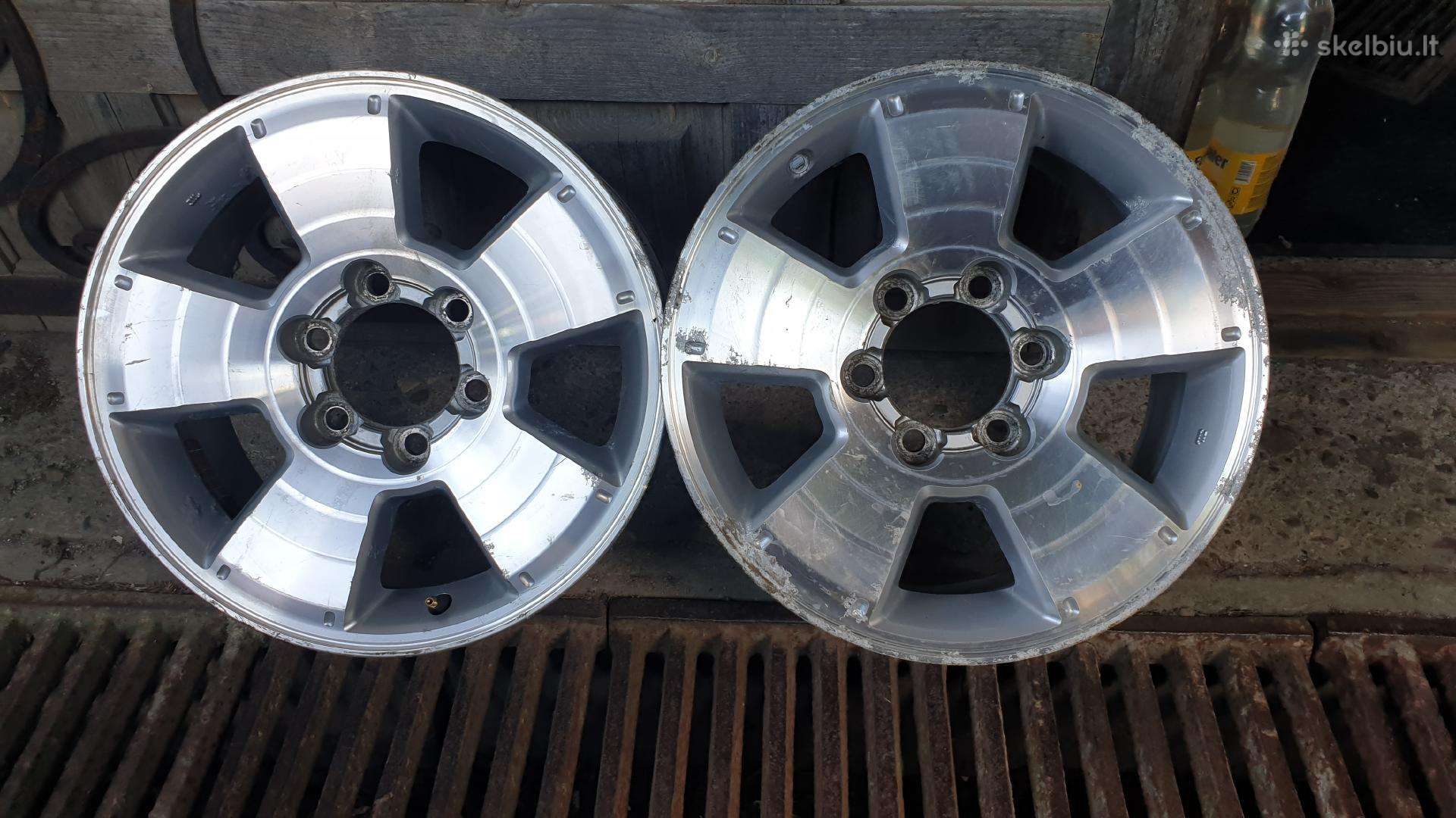 Parduodu 2vnt Toyota visureigio ratlankių R17
