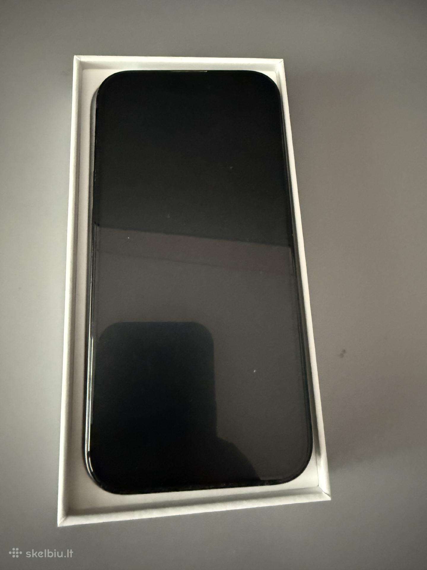 iPhone 15