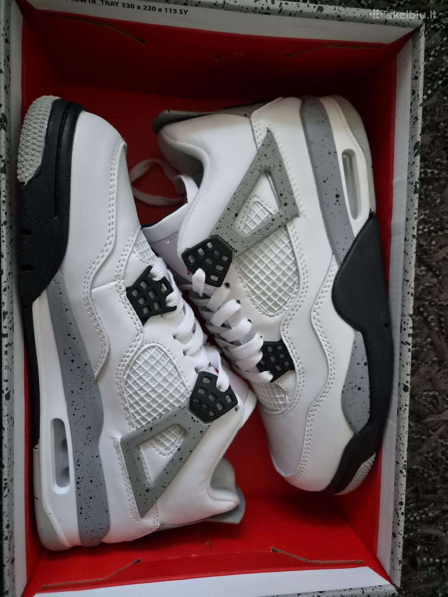 Air Jordan 4 Retro „White Cement" 41dydis