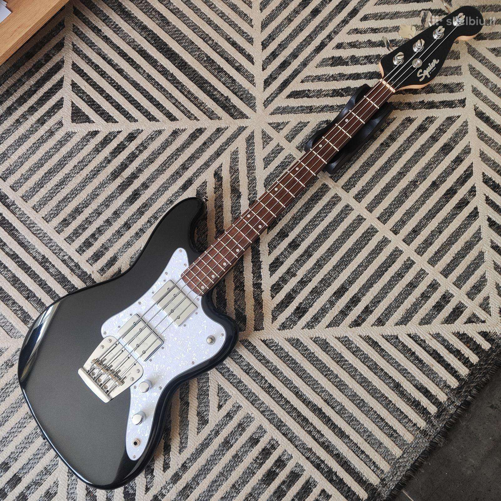 Squier Paranormal Rascal Bosine gitara