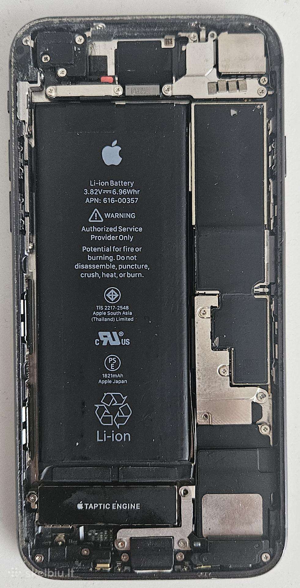 iPhone 8 64gb be ekrano