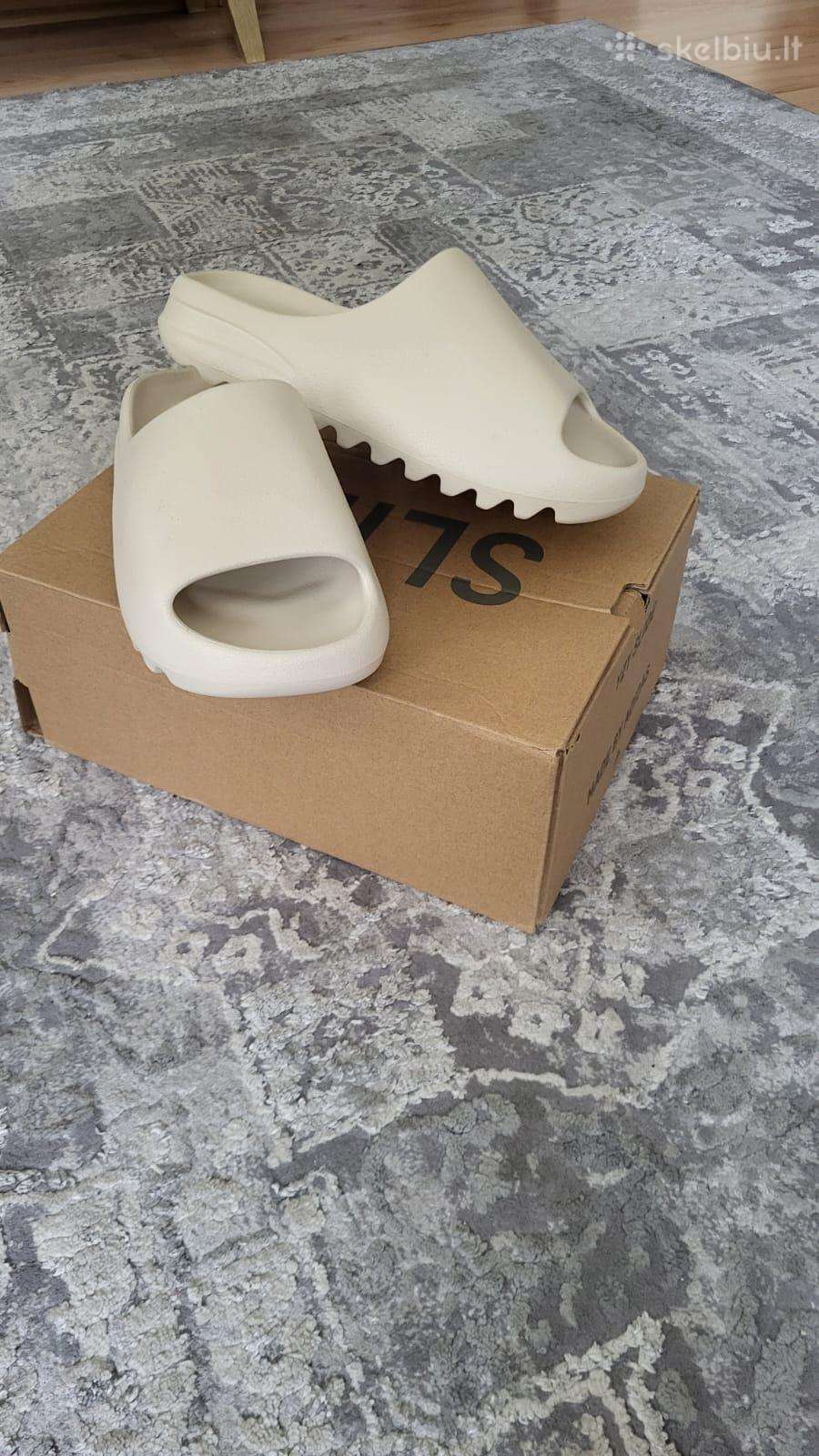 1:1 Yeezy tipo slides