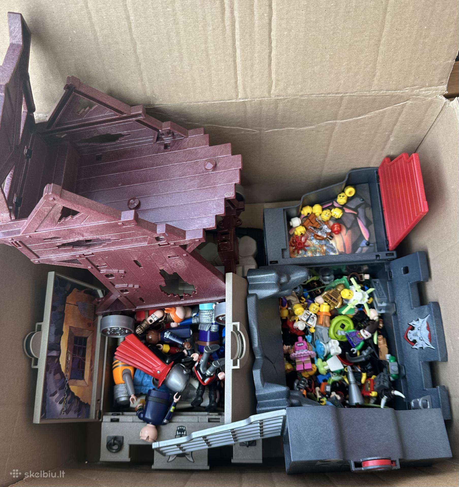 Lego detalės ir figūrėlės + Laivas