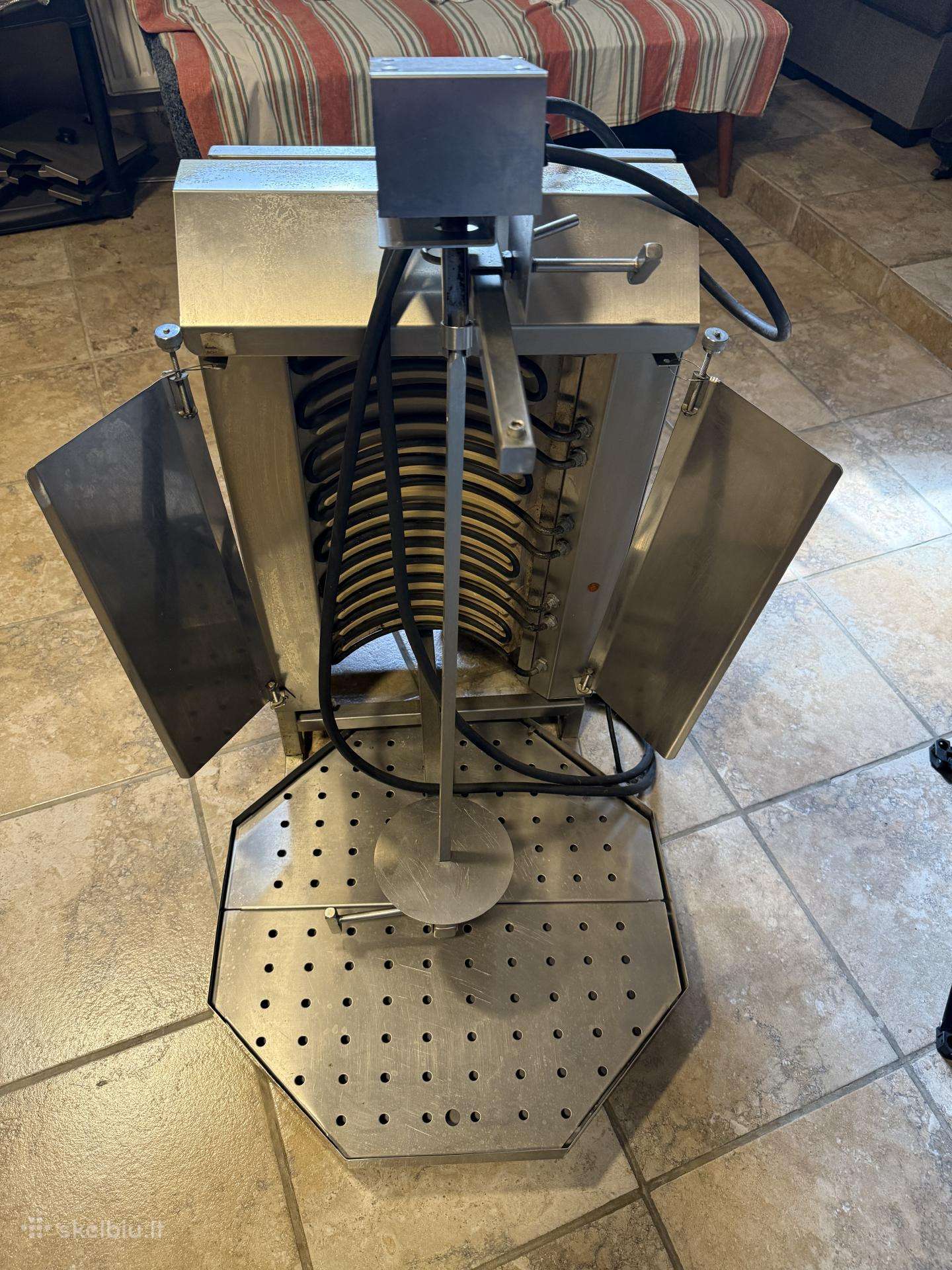 Parduodamas Meltem me - 4 elektrinis kebabų grilis