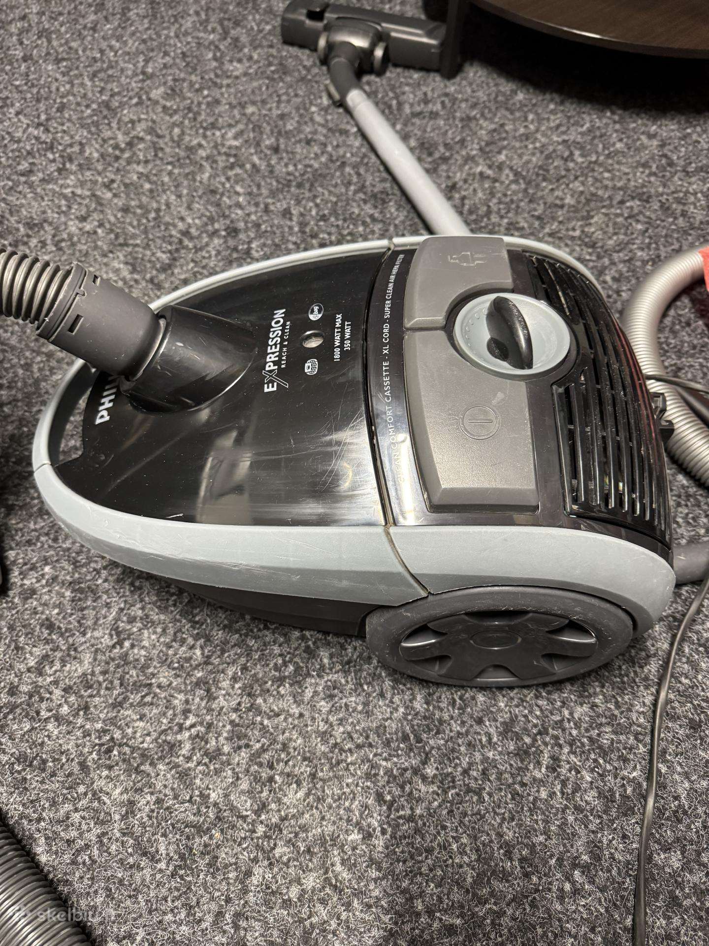 1800 watts Philips galingas namu dulkiu siurblys