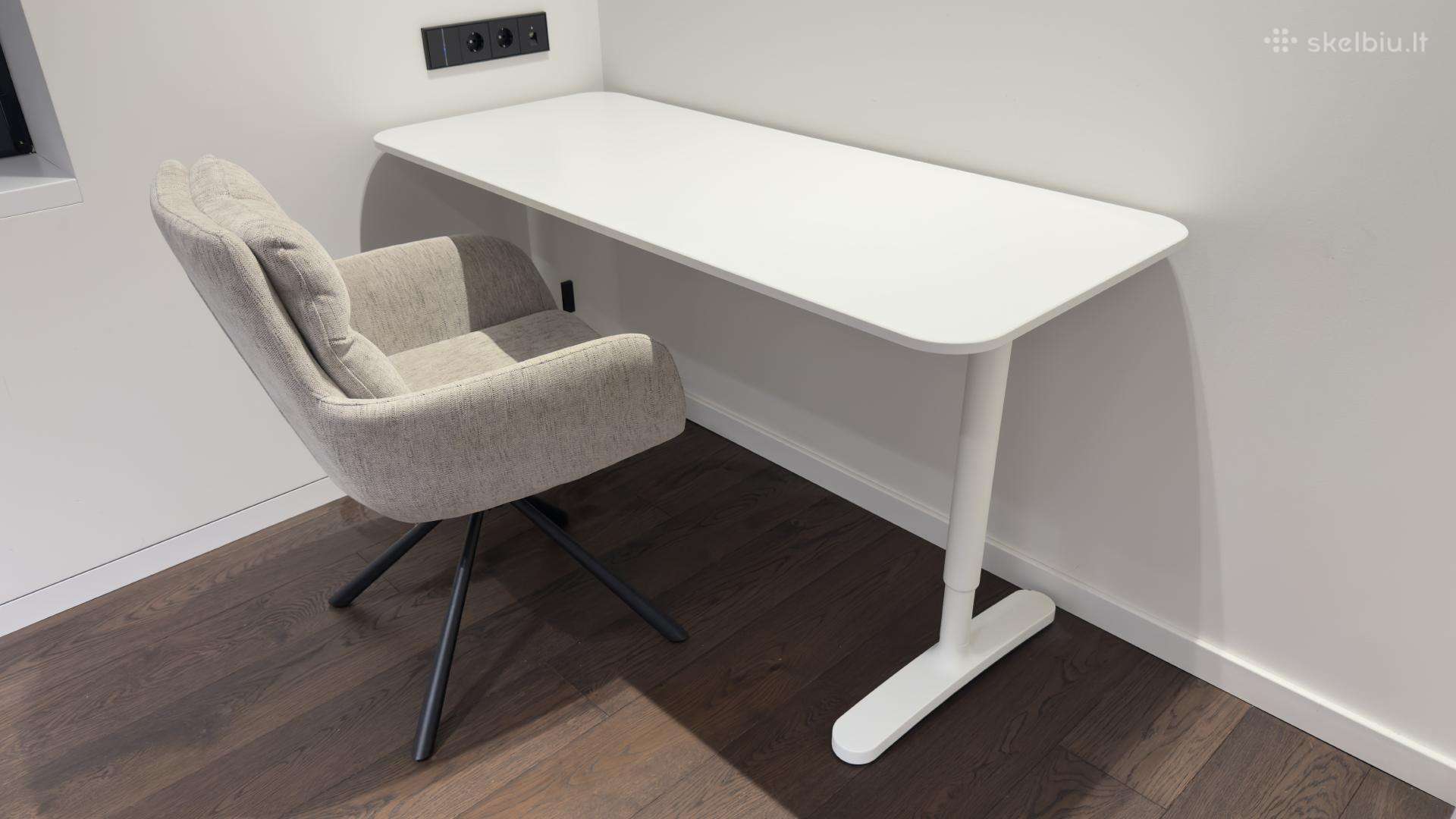 Ikea Bekant rašomasis stalas 140x60 Baltas