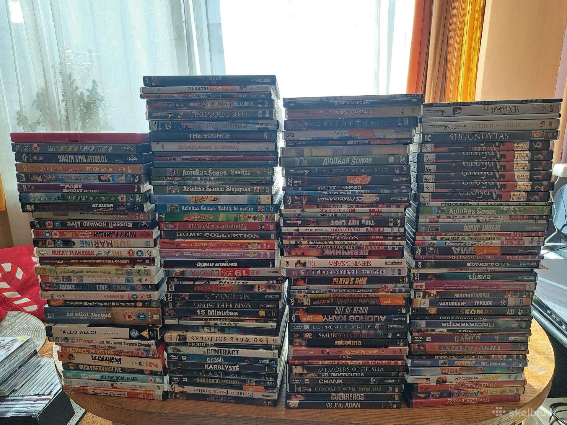 Cdfilmai 165vnt+80vnt.75€ nesiunciu