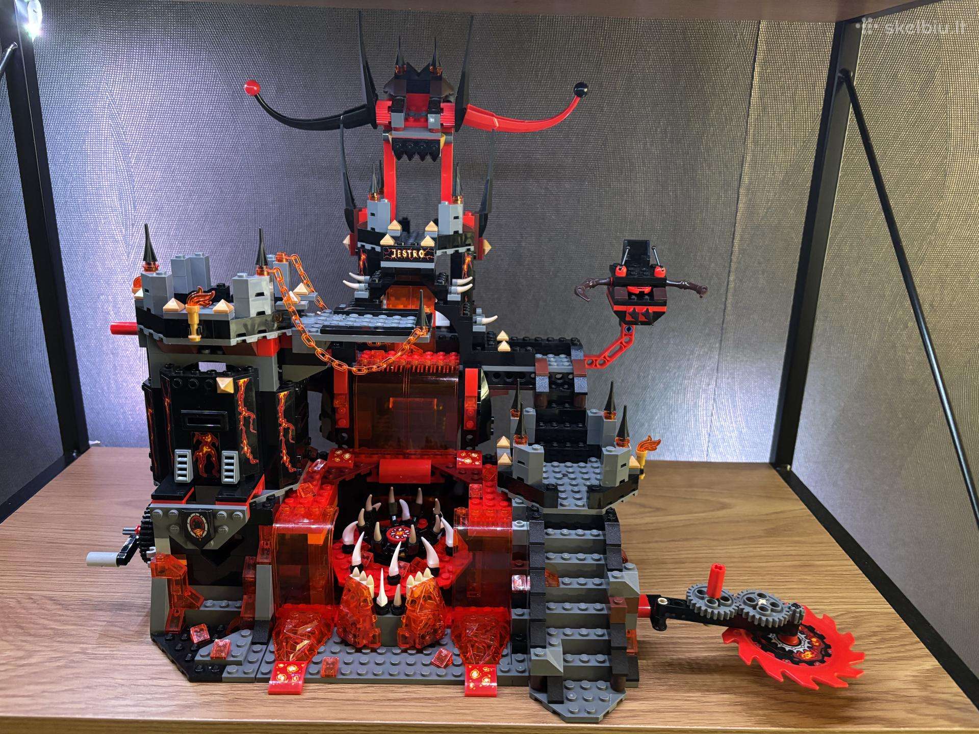 Lego Nexo Knights 70323